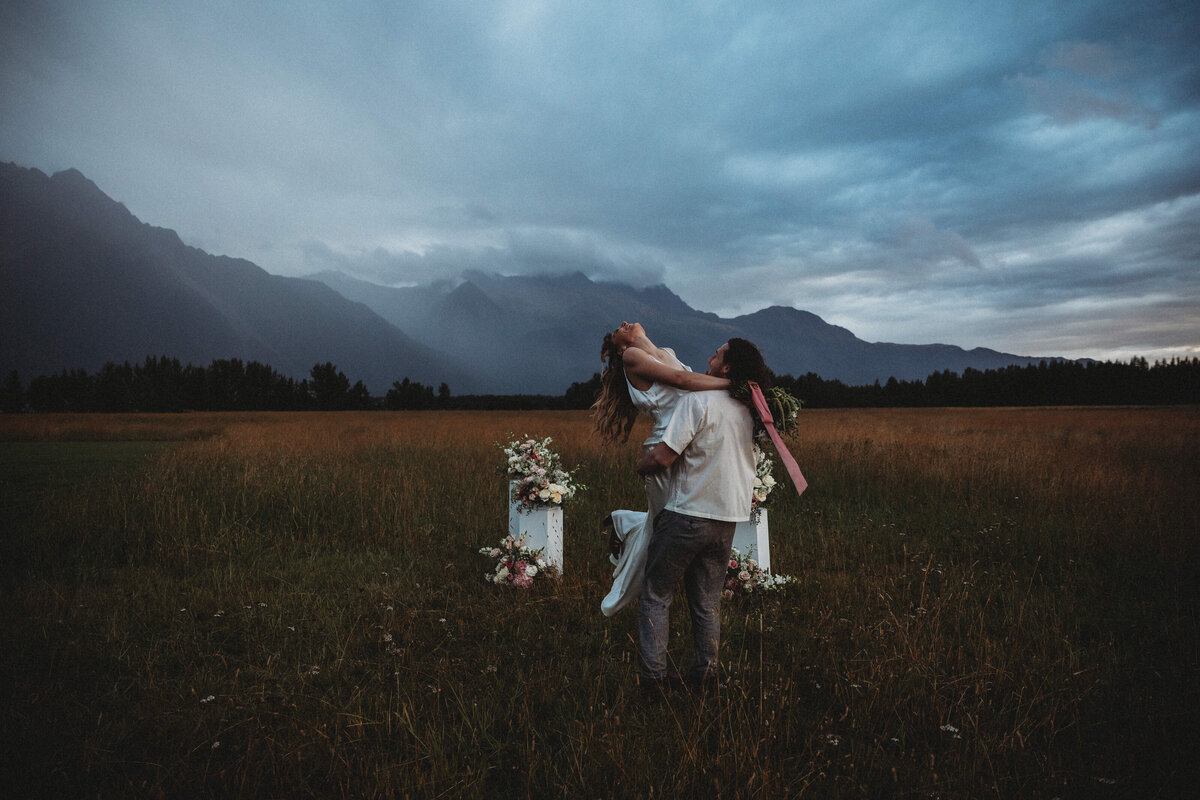 alaska-elopement-photographer-25