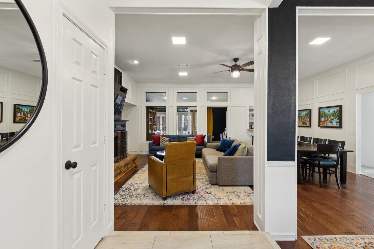 10216_shadow_way_dallas_tx_entry_to_living_room_-_inviting_layout_with_fireplace_and_built_ins_-_haven_realty_group