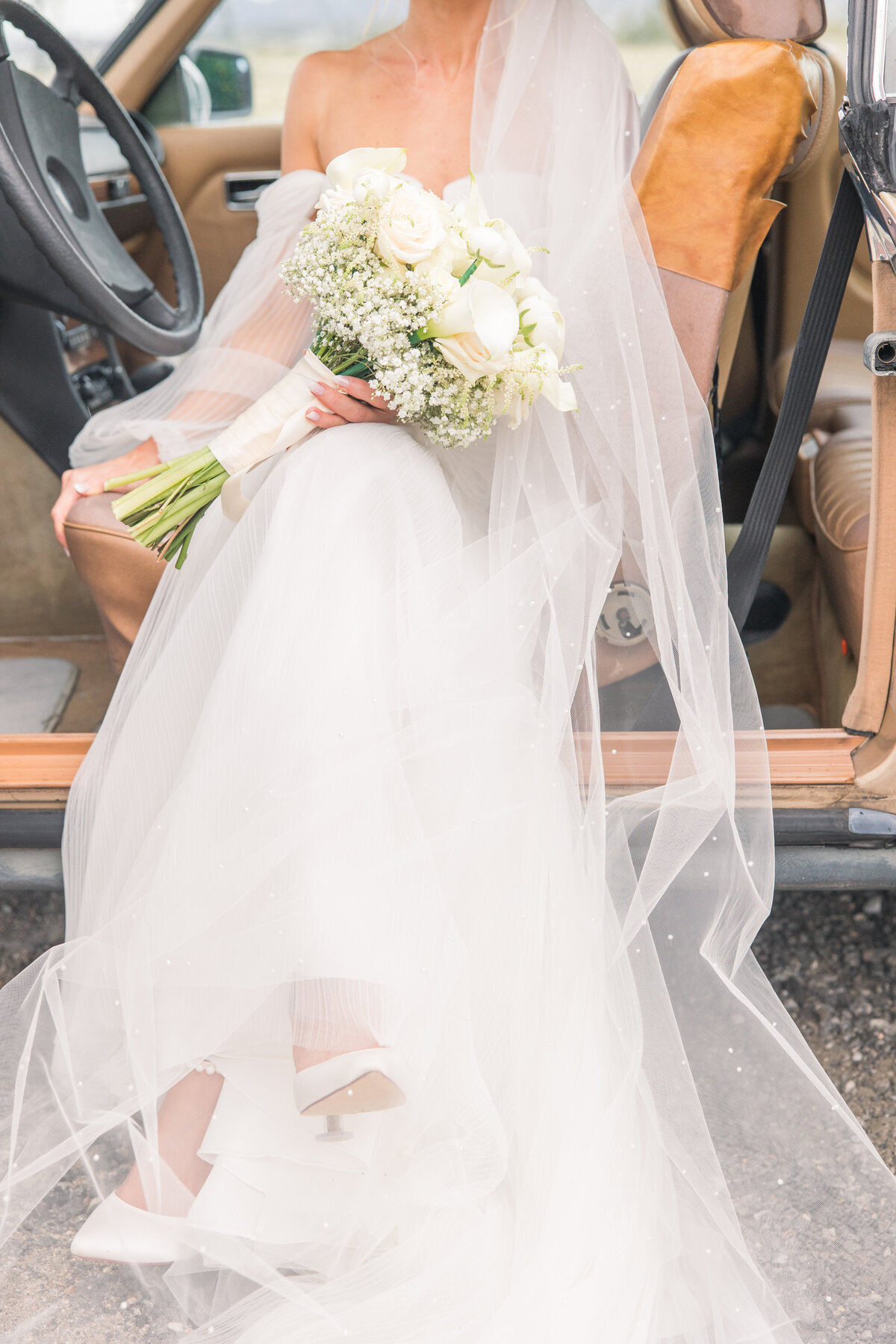 The Estate at Via Las Palmas Palm Springs Light and airy spring wedding southern california wedding venue luxury photography-207