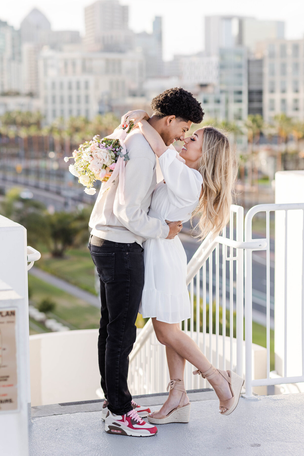 engagement-session-downtown-san-diego