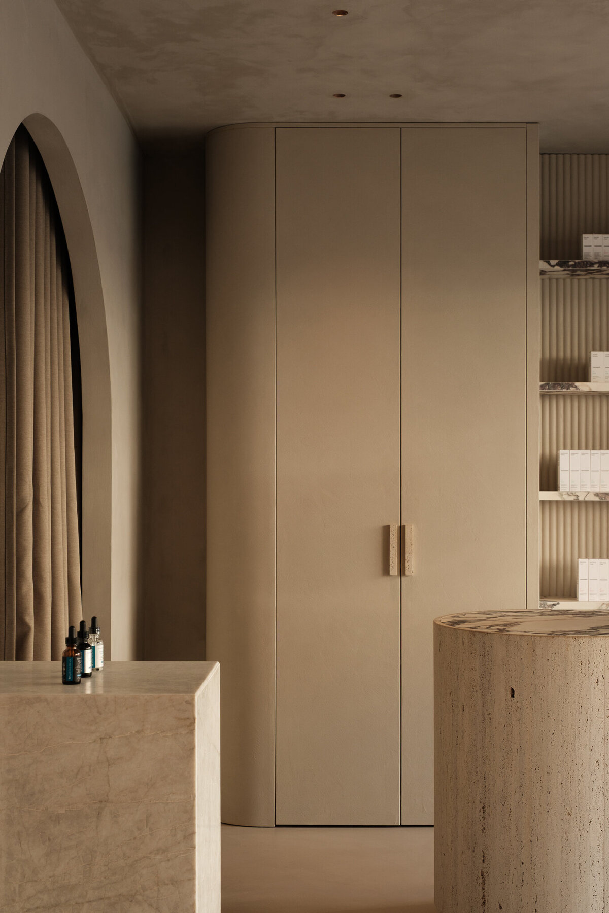 Tom Bremer_Sanne Kurvers Interiors_All Skin Clinic_web-8