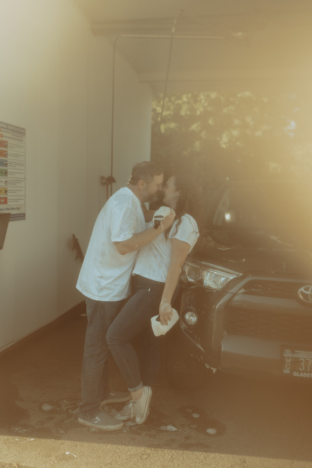 CarWashCouplePhotos
