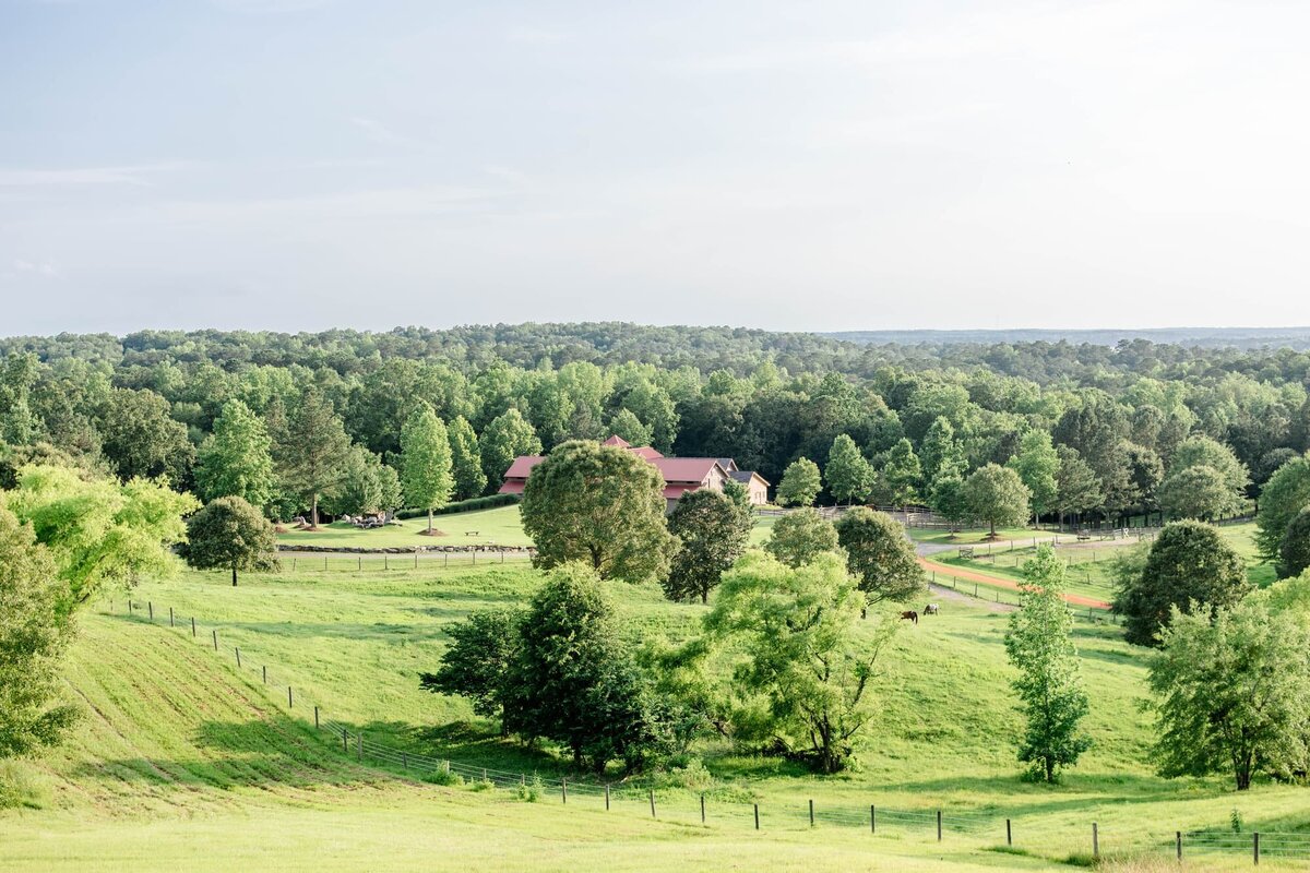 Portfolio Images for Katie & Alec Photography Birmingham, Alabama Best Wedding Photographers Lake Martin Spring House Wedding 48