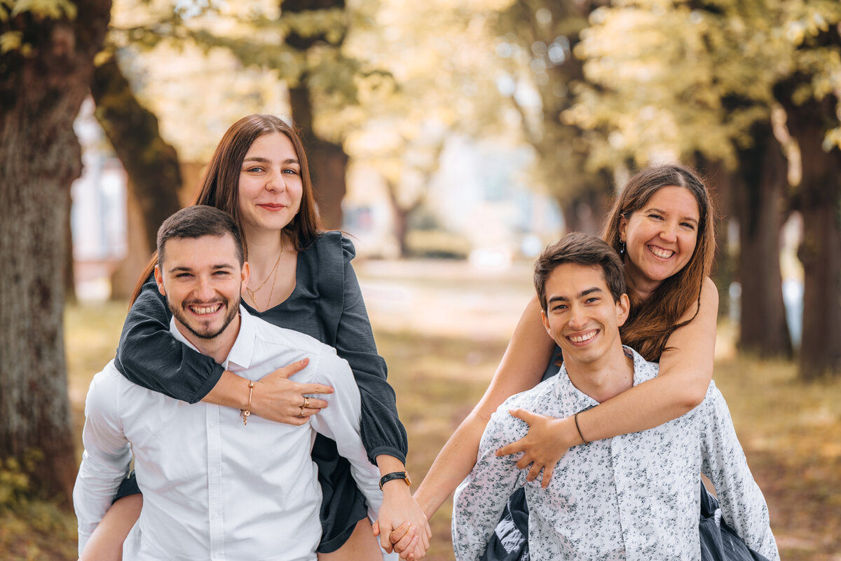 photographe famille gien naissance portrait exterieur naturel 2