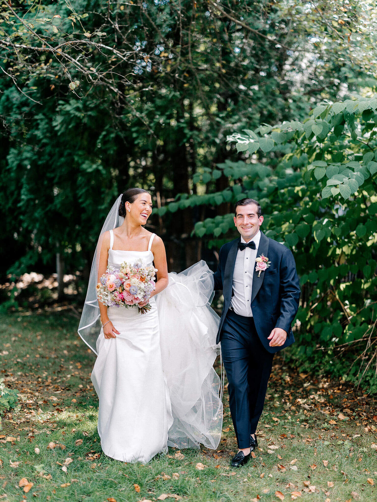 Lauren-Baker-Photography-New-Hampshire-Colorful-Garden-Wedding-36
