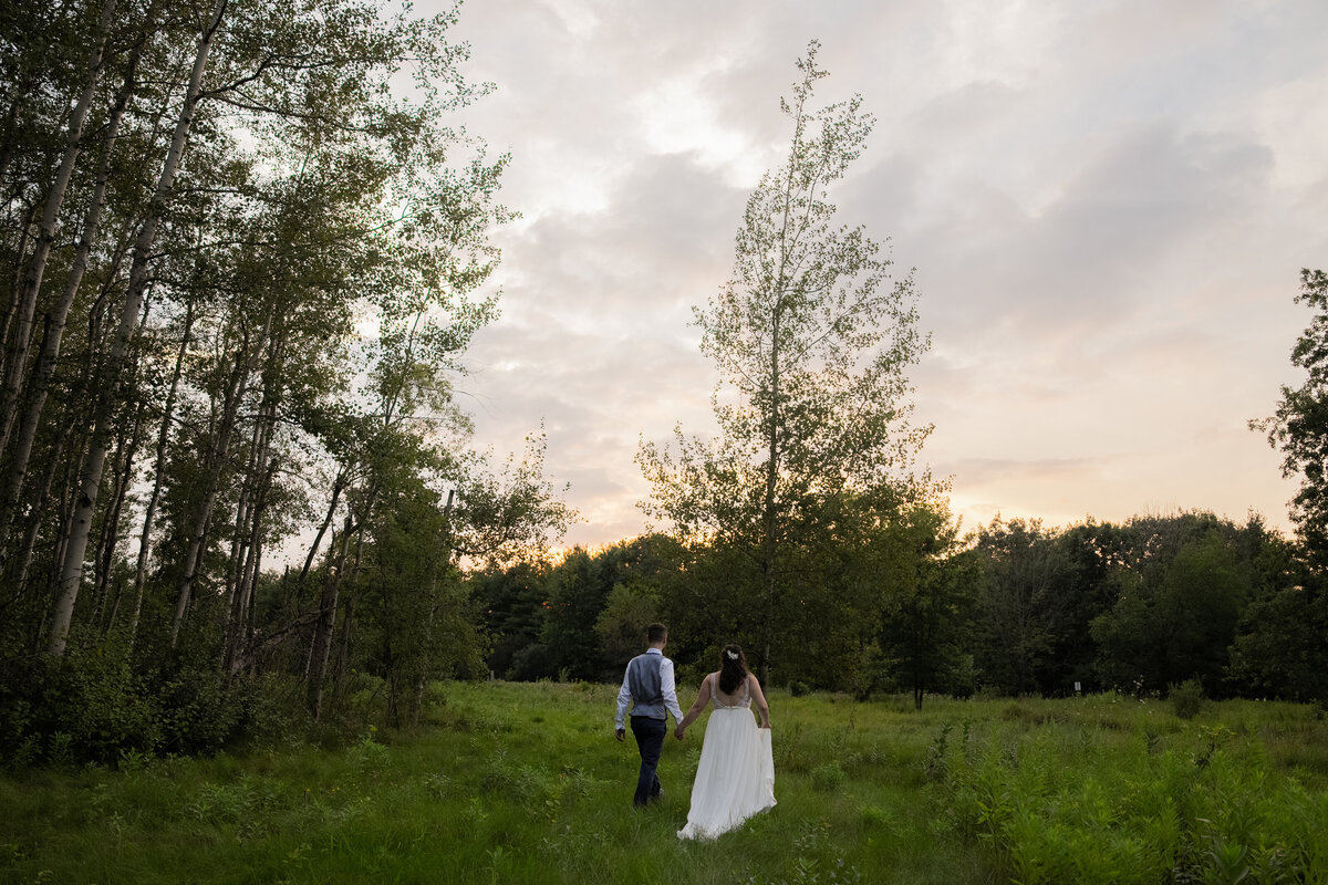 A&J Guelph Arboretum Wedding Flowers28