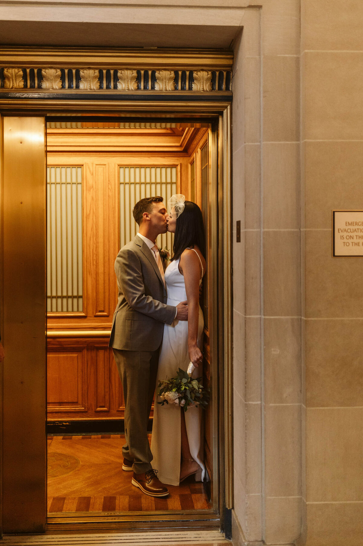 San-Francisco-Wedding-Photographer-City-Hall20
