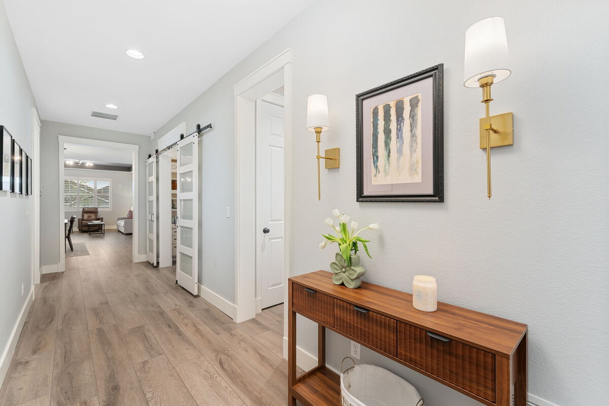 4-web-or-mls-4967 S Ukraine St 5