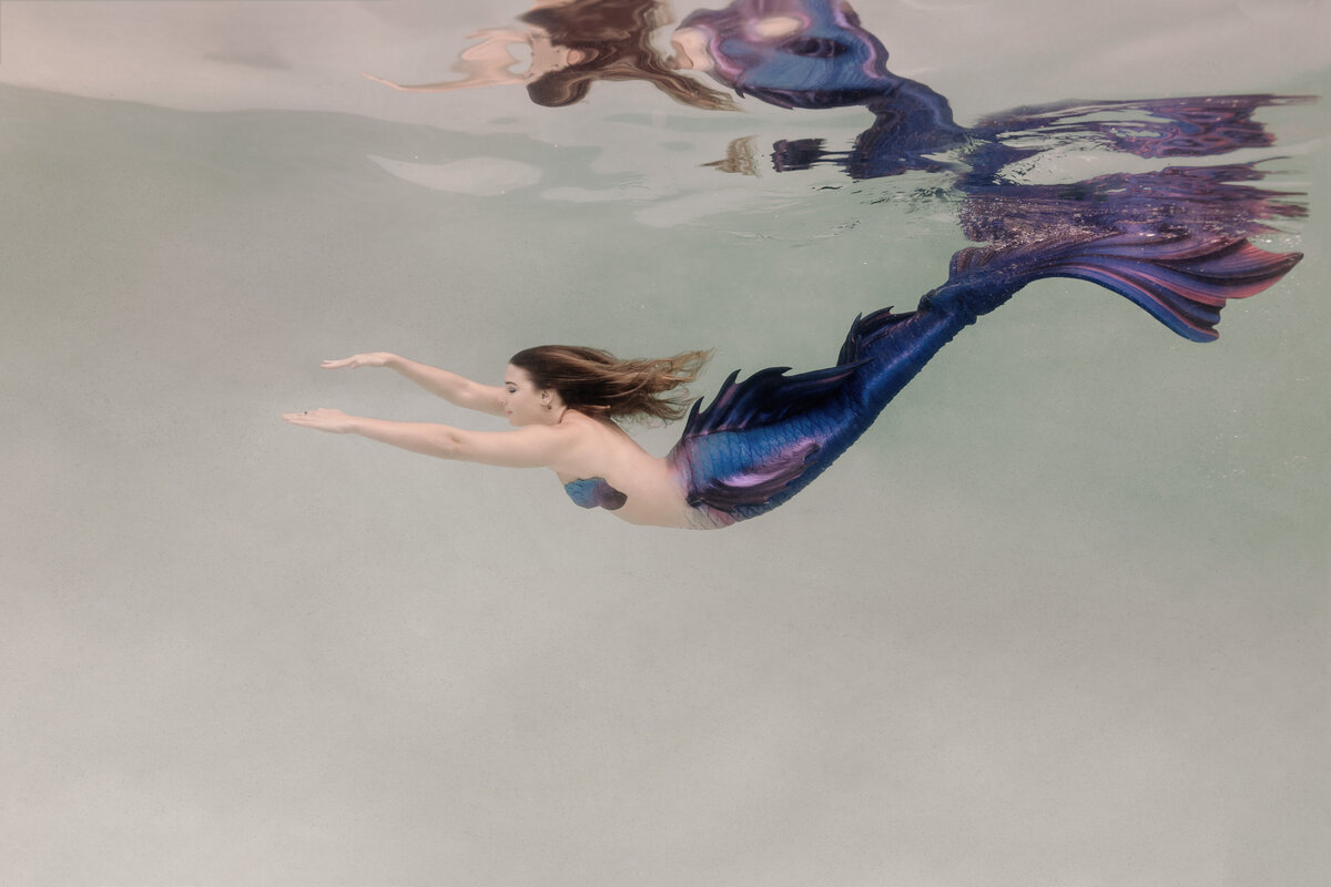 HOLLY-MCLEAN-PHOTO_mermaidelmora3