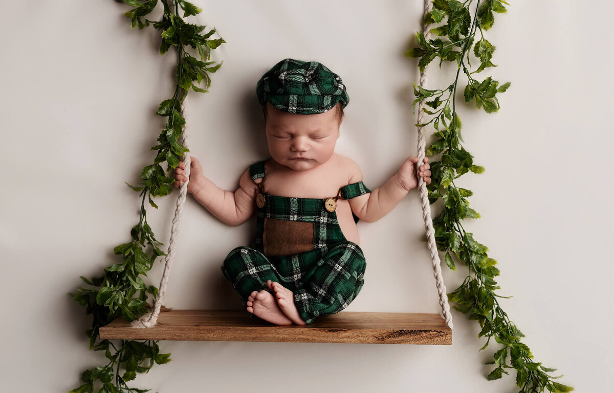 toronto-newborn-photographer-900 (26)