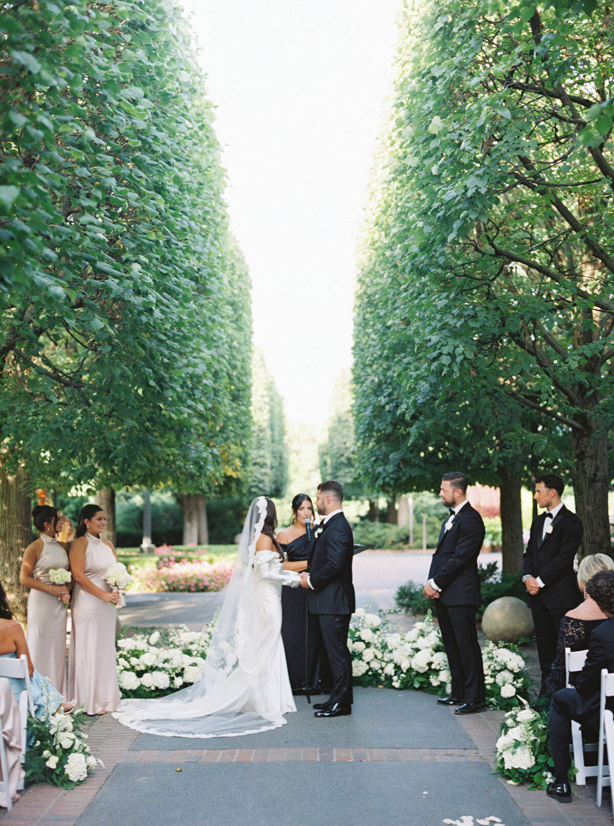 Summer Chicago Botanic Gardens Wedding Highlights | Amarachi Ikeji Photography 46