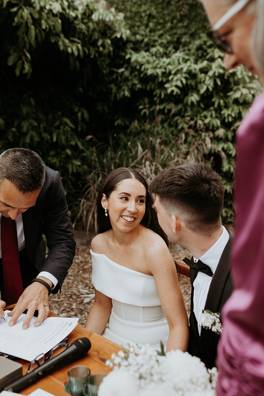 Sneak peeks (46 of 108)