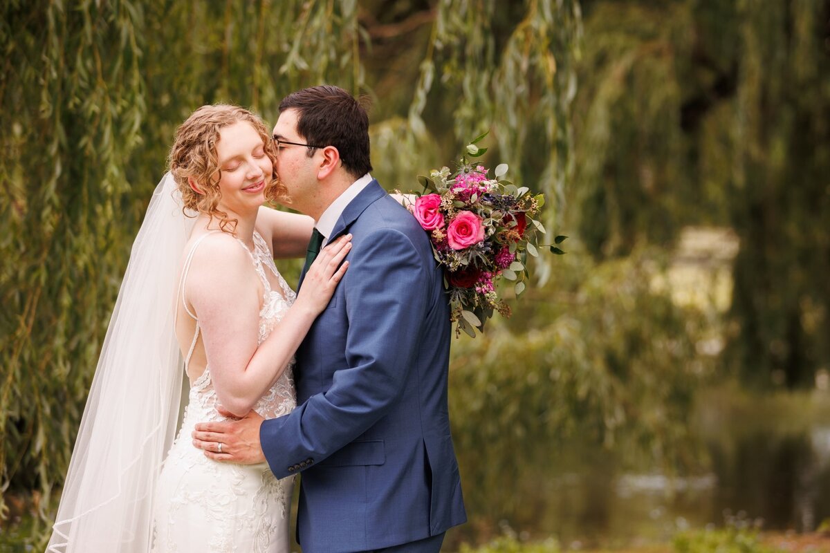35-grand-rapids-city-flats-hotel-wedding