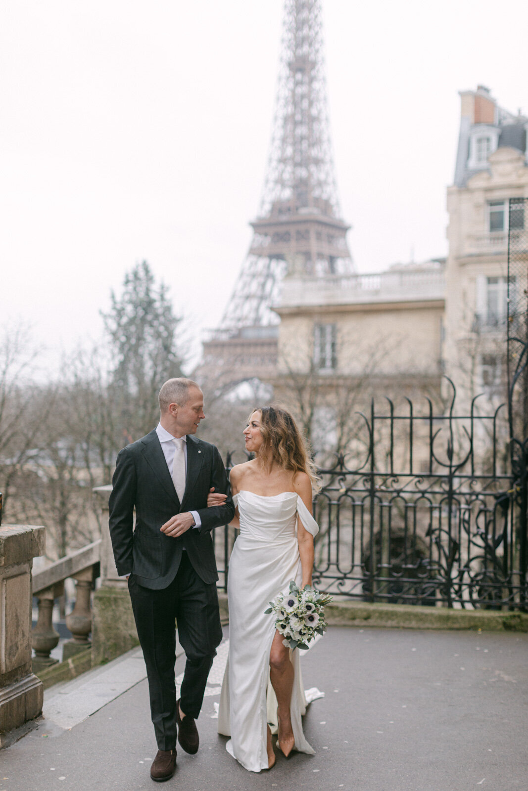 Engagement Session Paris Eiffel Tower (26 sur 58)