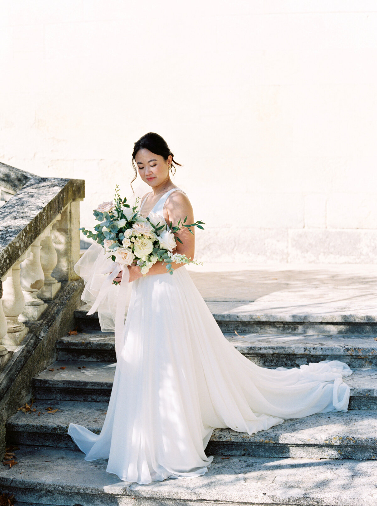 Wedding photography at Chateau Martinay in Provence, France - 15