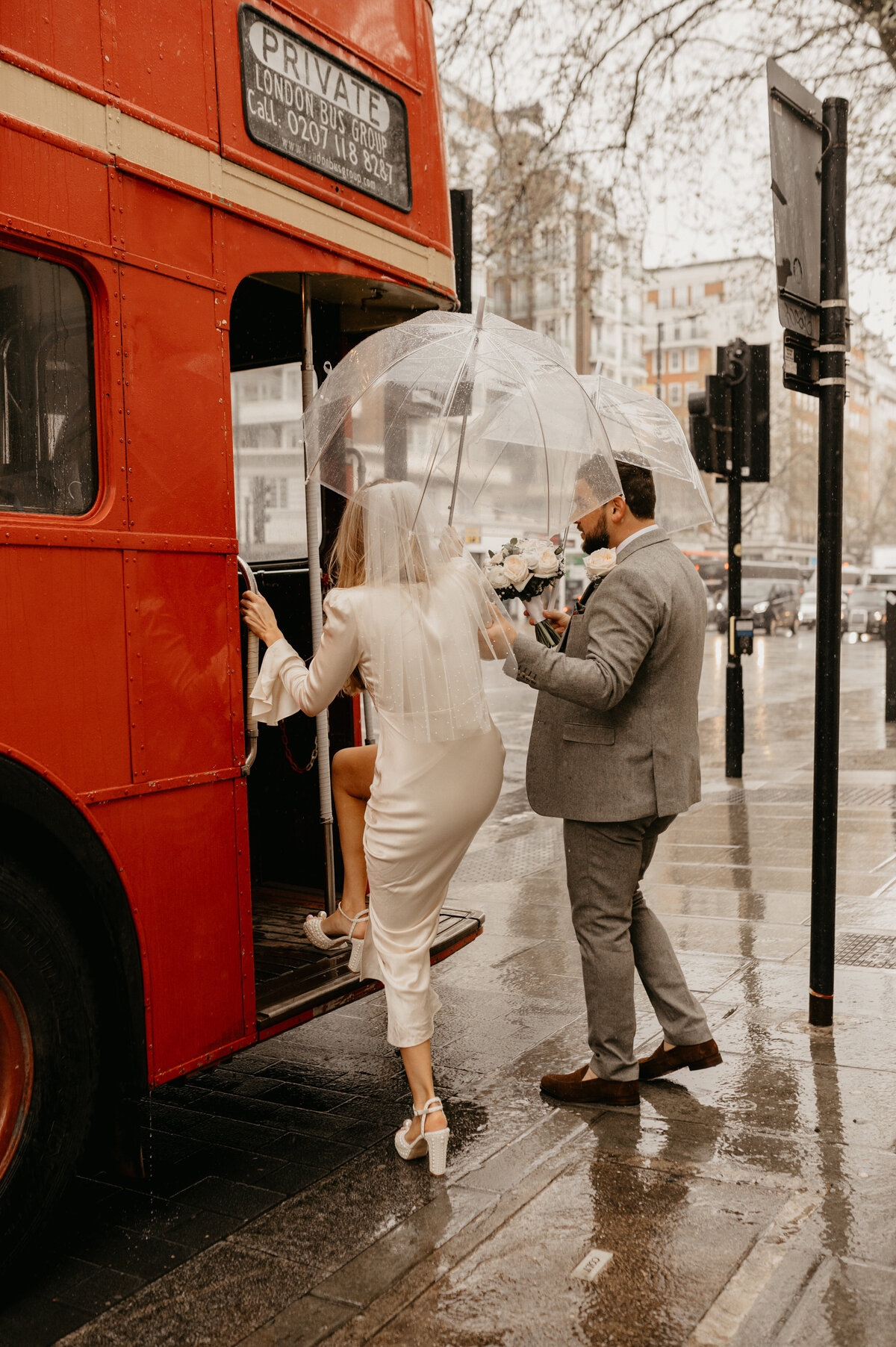 Old Marylebone Town Hall wedding in London-357