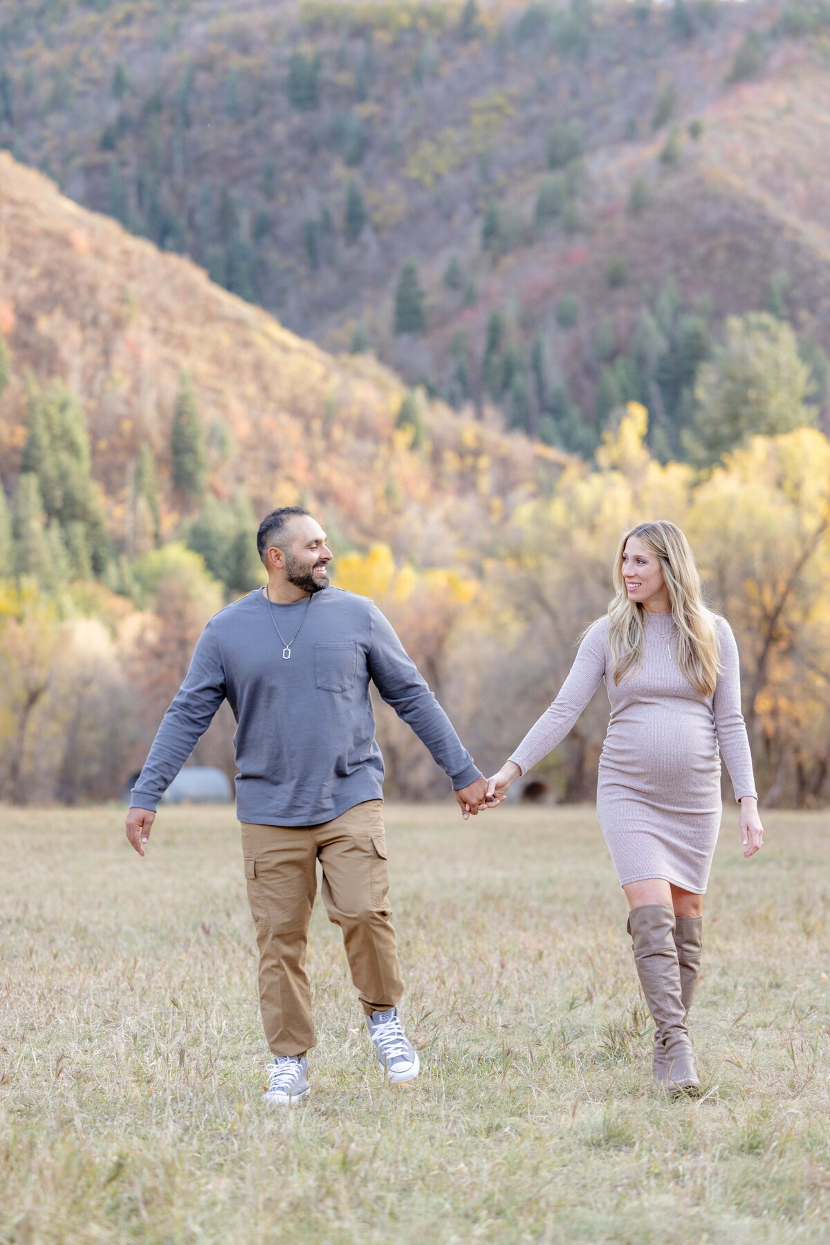 Utah-County-UT-Fall-Mini-Session-Magnolia-and-Grace-Photography-Co-AmandaT-# (1)-24