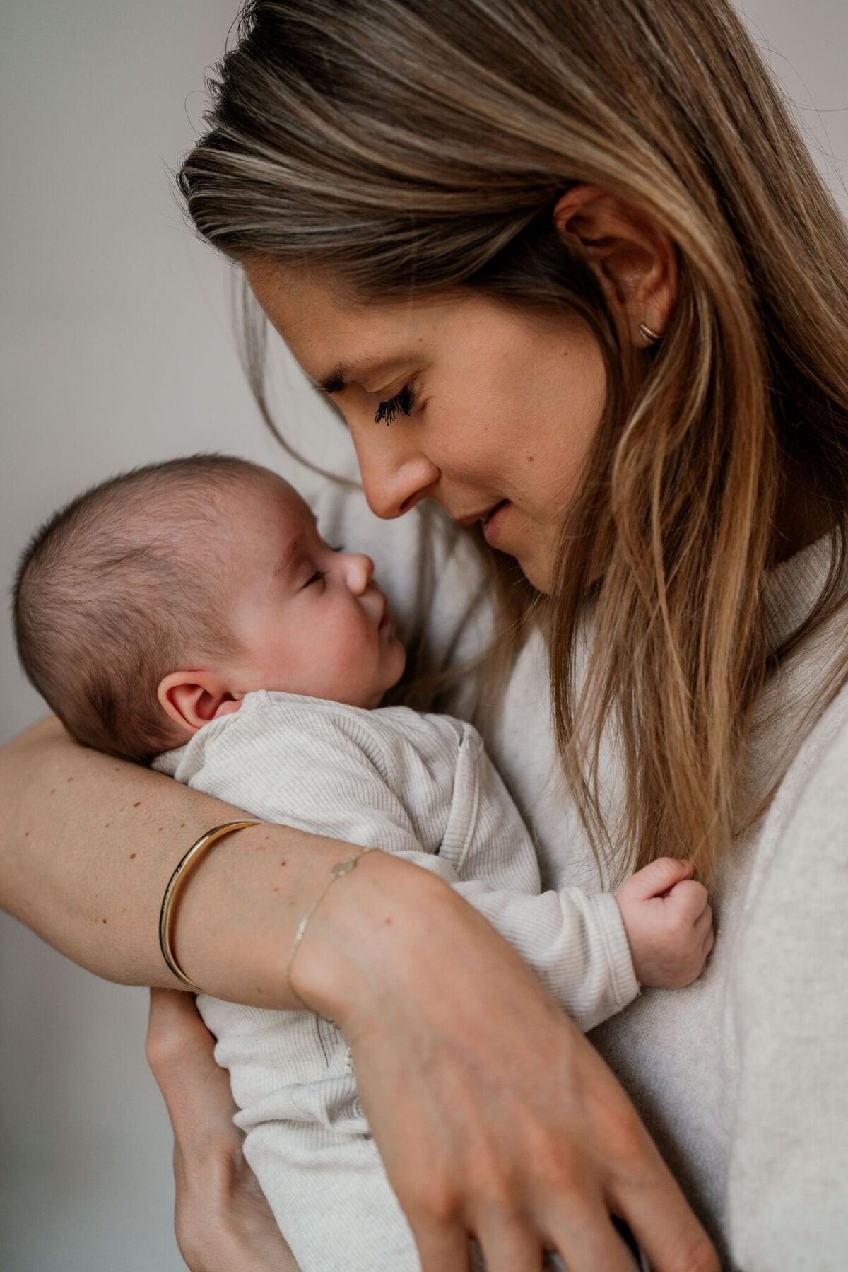 LesleyHoutkampFotografie-newbornshoot-thuis-amsterdam-44