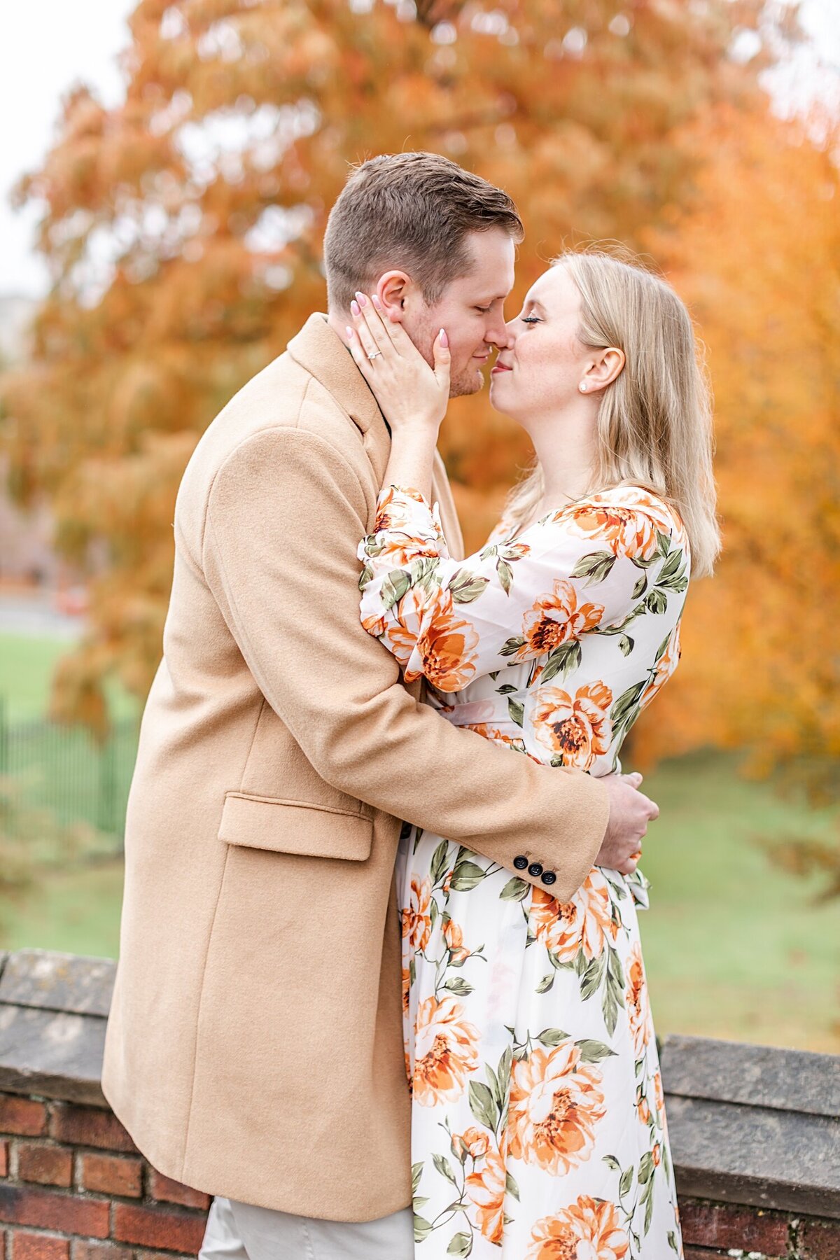 Pittsburgh-Mellon-Park-Fall-Engagement_0019