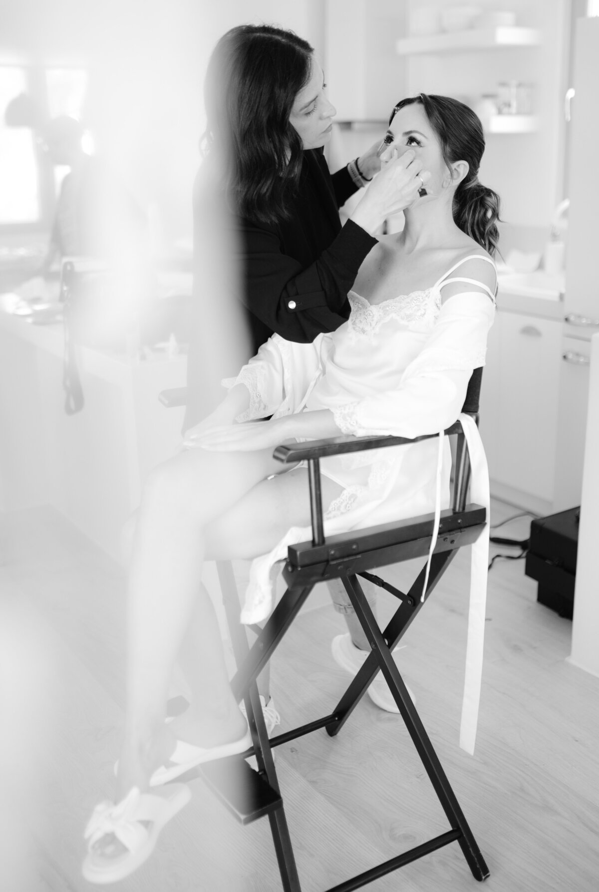 DIMOS BABLIS  WEDDING PHOTOGRAPHER brides preparationy_006