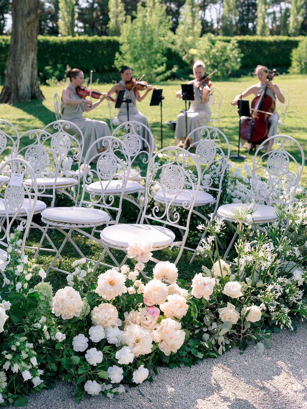 Chateau-de-Tourreau-wedding-Floraison8