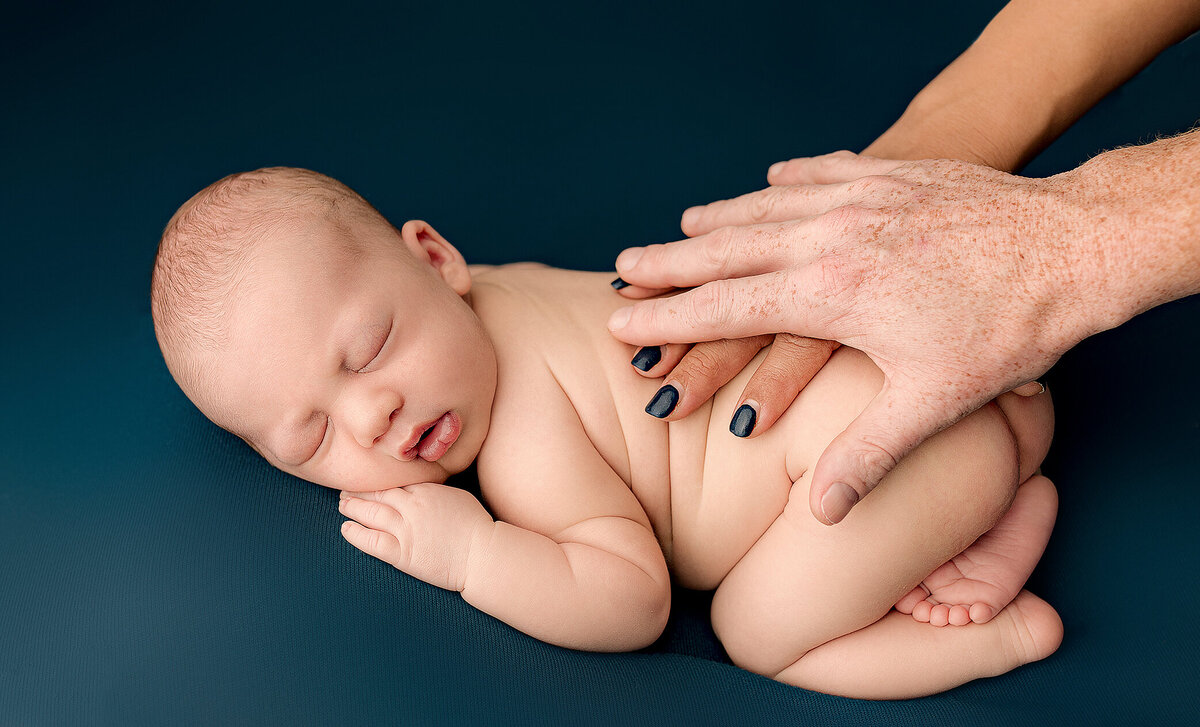 Austin_Newborn_Photographer_23