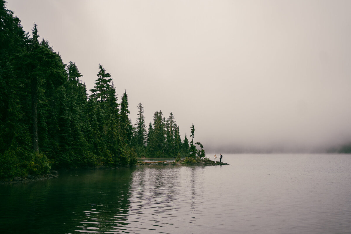 mount rainier elopement photographer-133