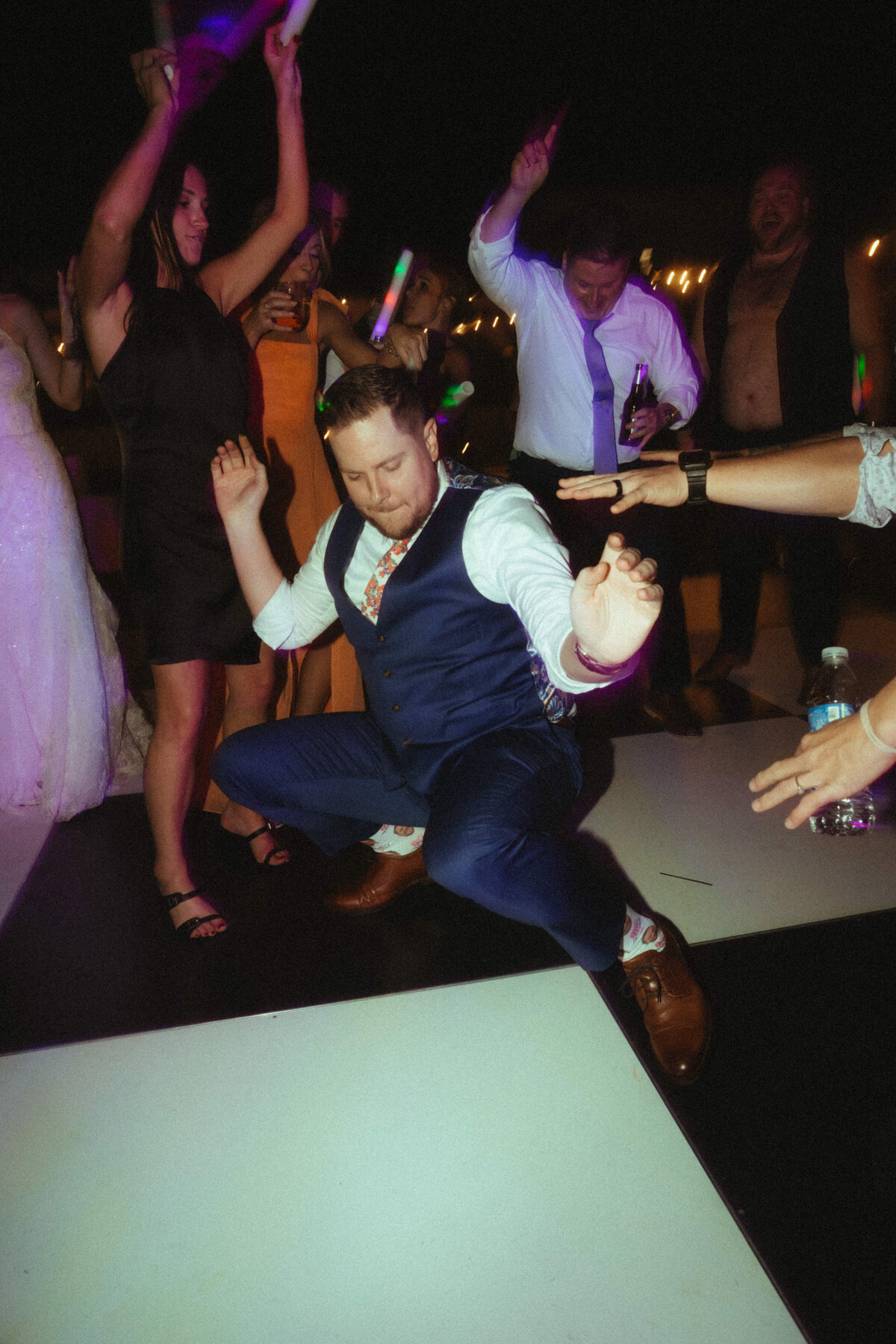 Sarah & Steven Wedding Sneak Peeks-302