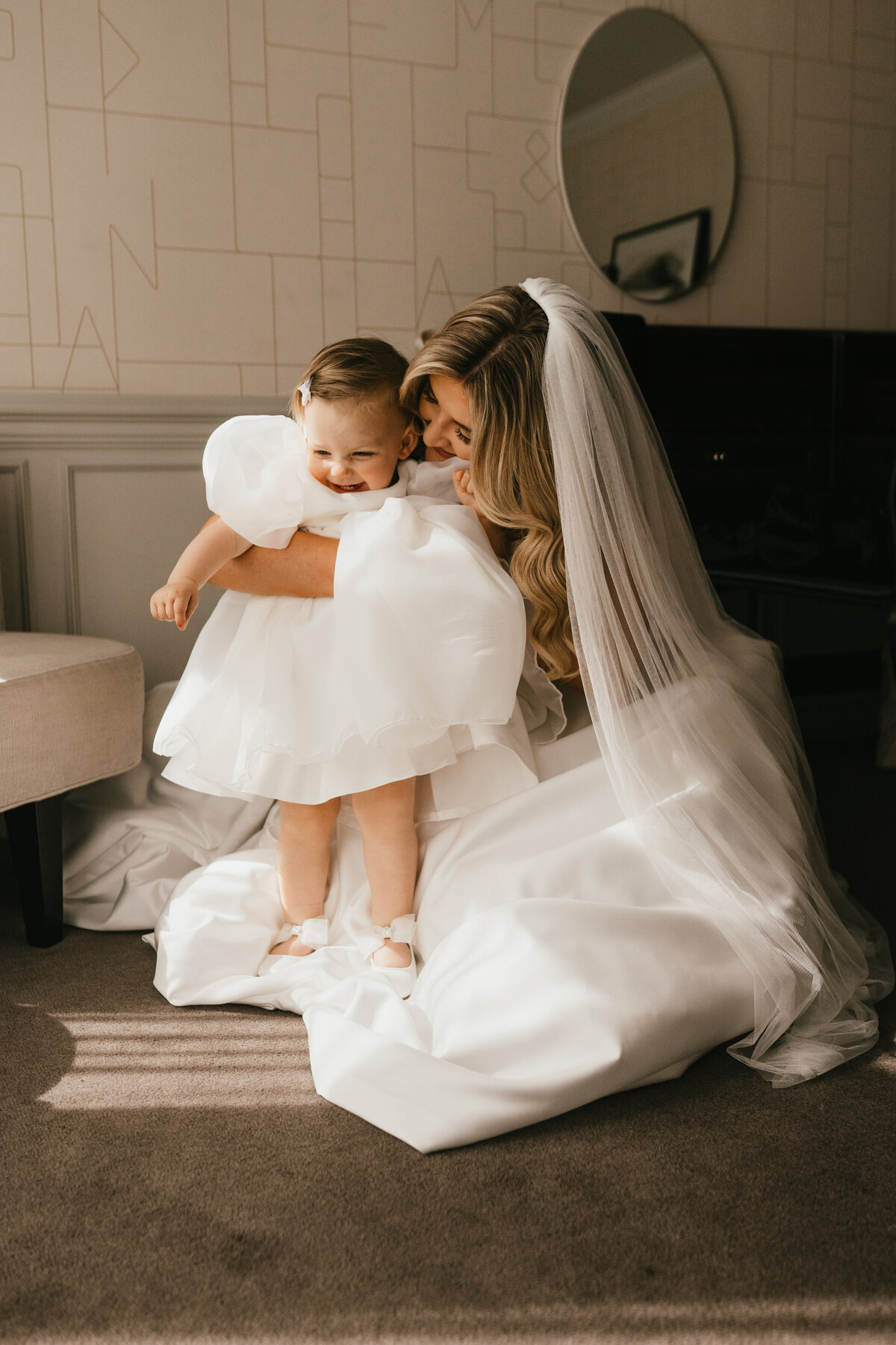 grace-dove-photography-chelsea-town-hall-wedding (19)