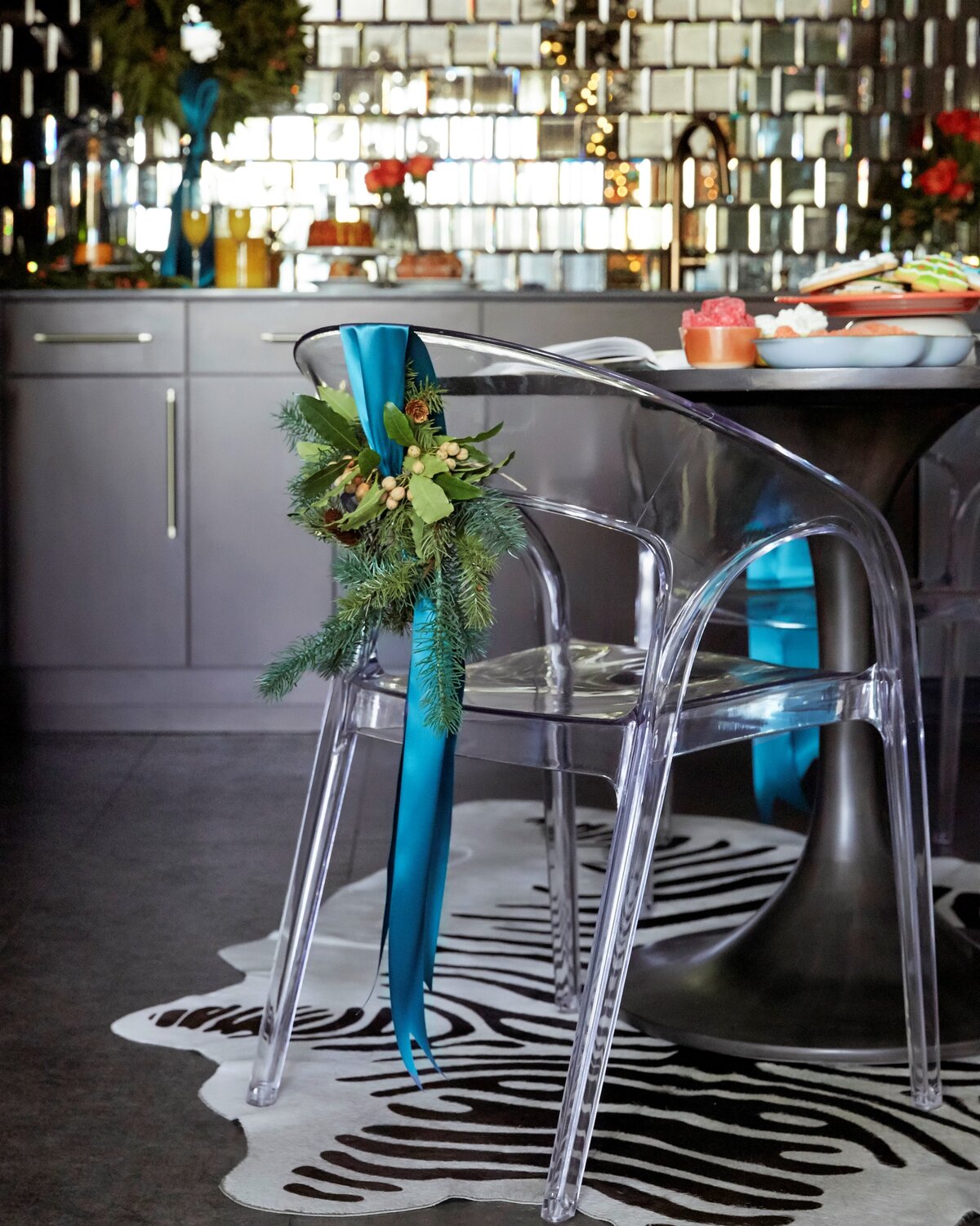 Modern Design Transparent Clear Acrylic Plastic Dining Side Chair