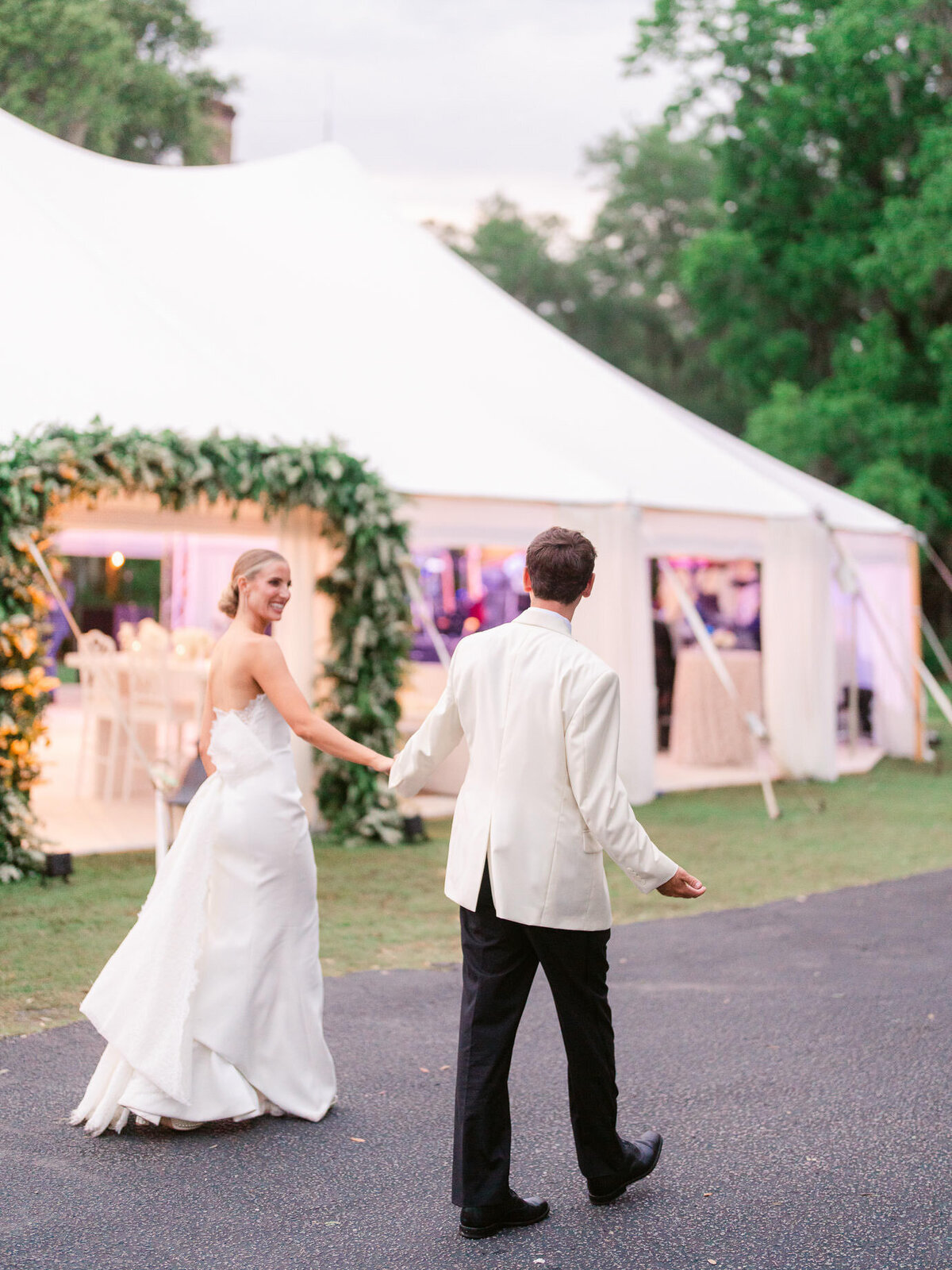 Charleston Wedding Photos - Top Charleston Wedding Photographer