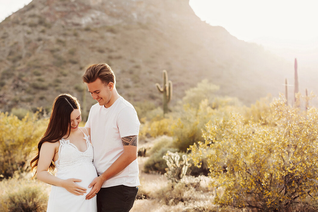 Arizona-Desert-Pregnancy-Photo-Inspiration
