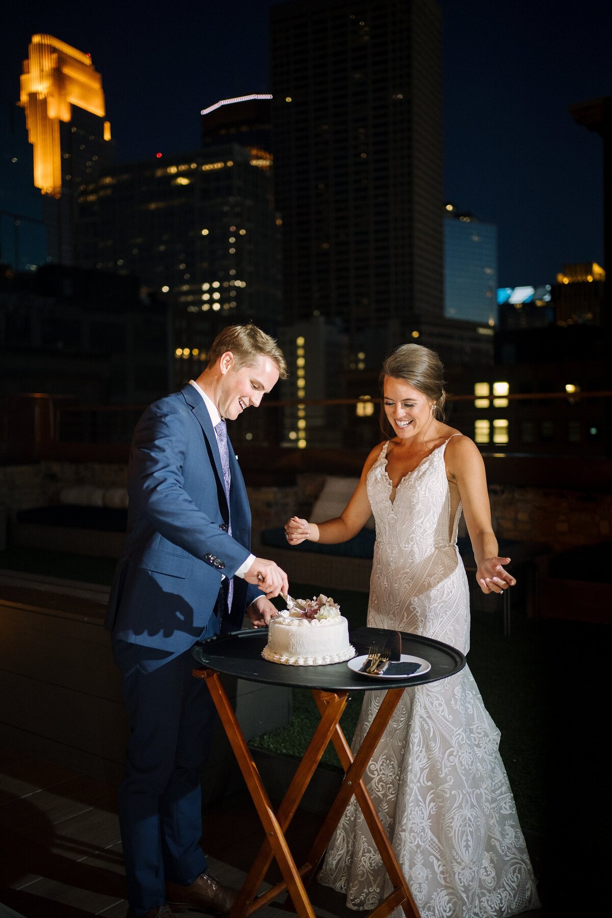 Minneapolis-Wedding-Rooftop-Wedding-14