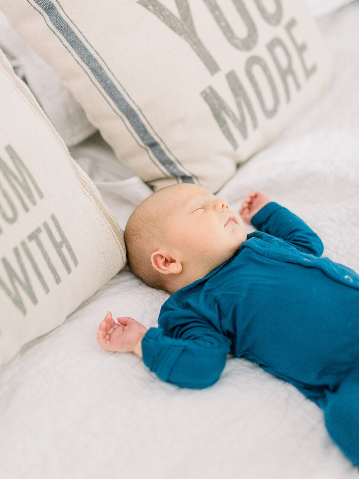 at-home-newborn-session-madison-wisconsin-shaunae-teske-photography-163