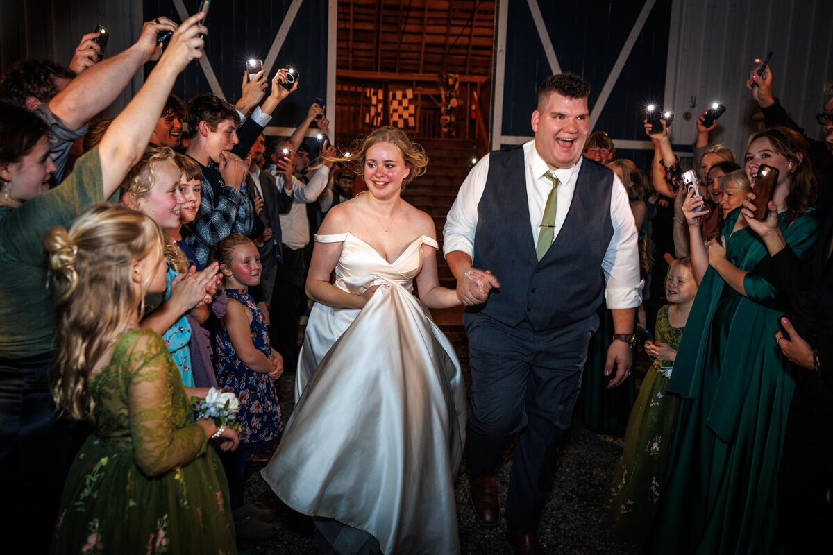 42-RaeganLiam-Wedding-Photographer-St-Cloud-Brainerd-MN-MindiJenningsPhotography