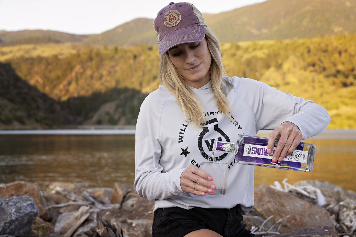 Shanna-Mae-Photography-Montana-Photographer-Business-Lifestyle-Willies-Distillery008