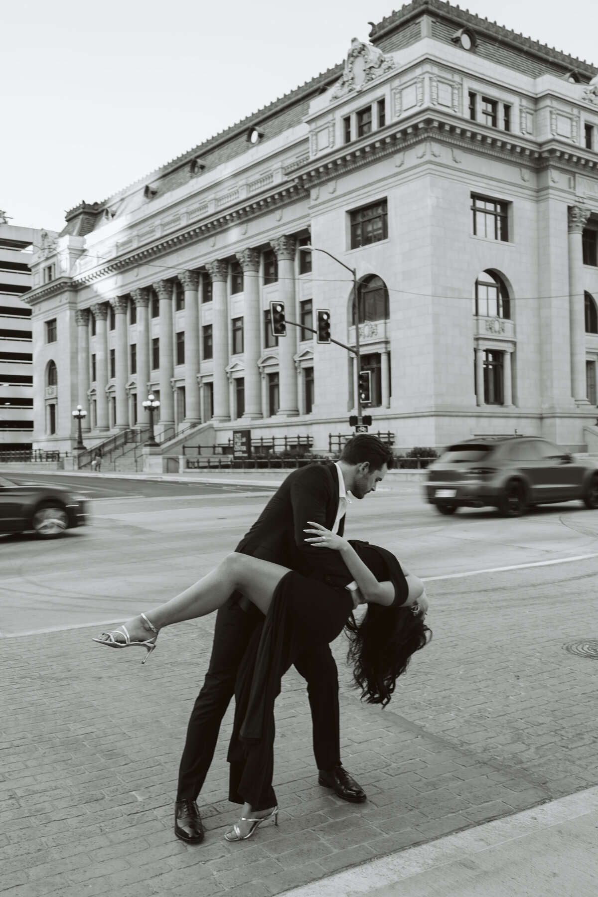 katelynn-and-bishop-engagement-session-downtown-dallas-by-bruna-kitchen-photography-7
