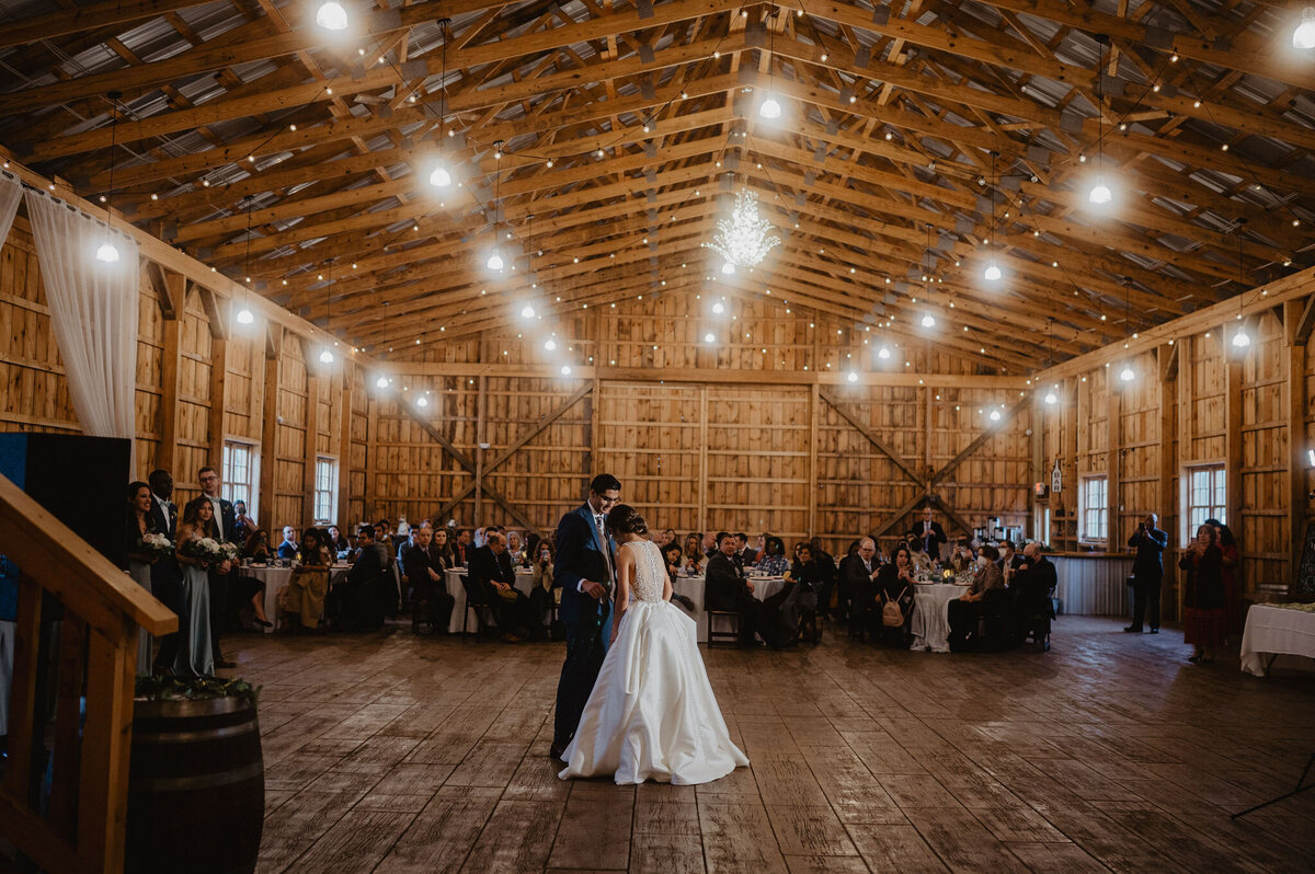 RLP_BarnWedding_Gomez-535