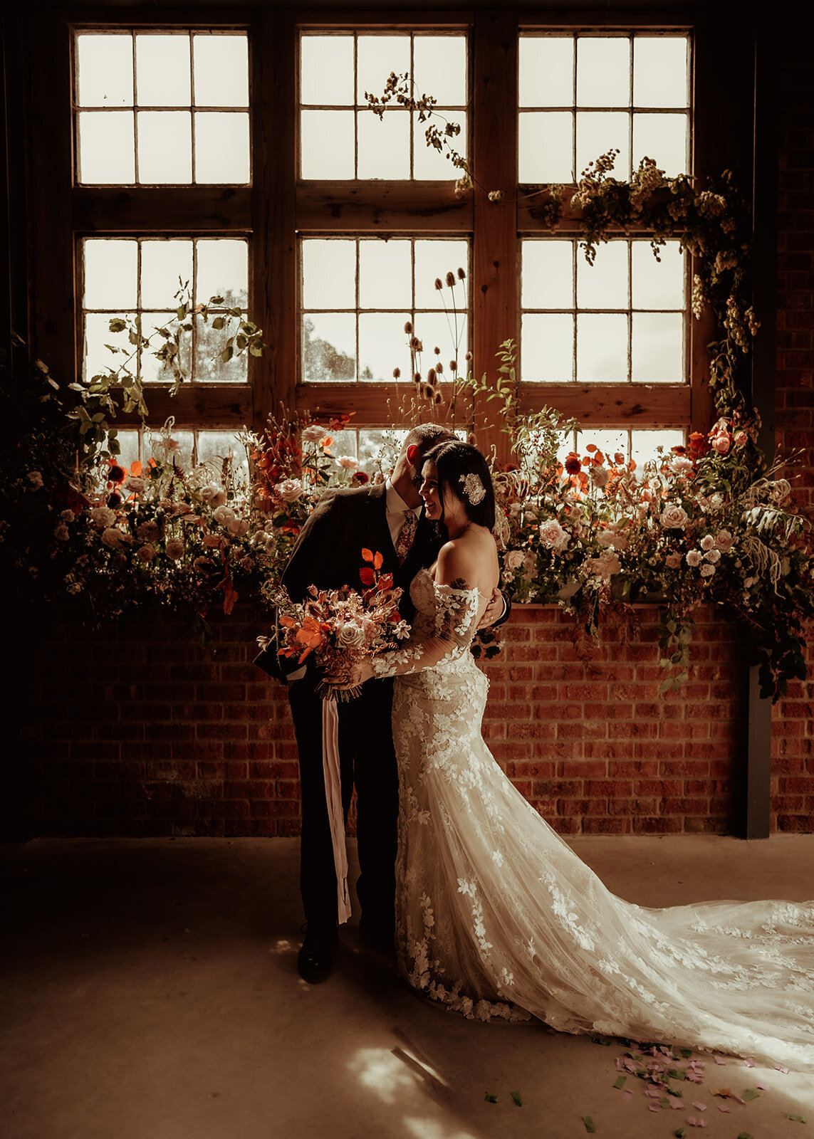 Early Autumn Statement Wedding The Giraffe Shed (30)