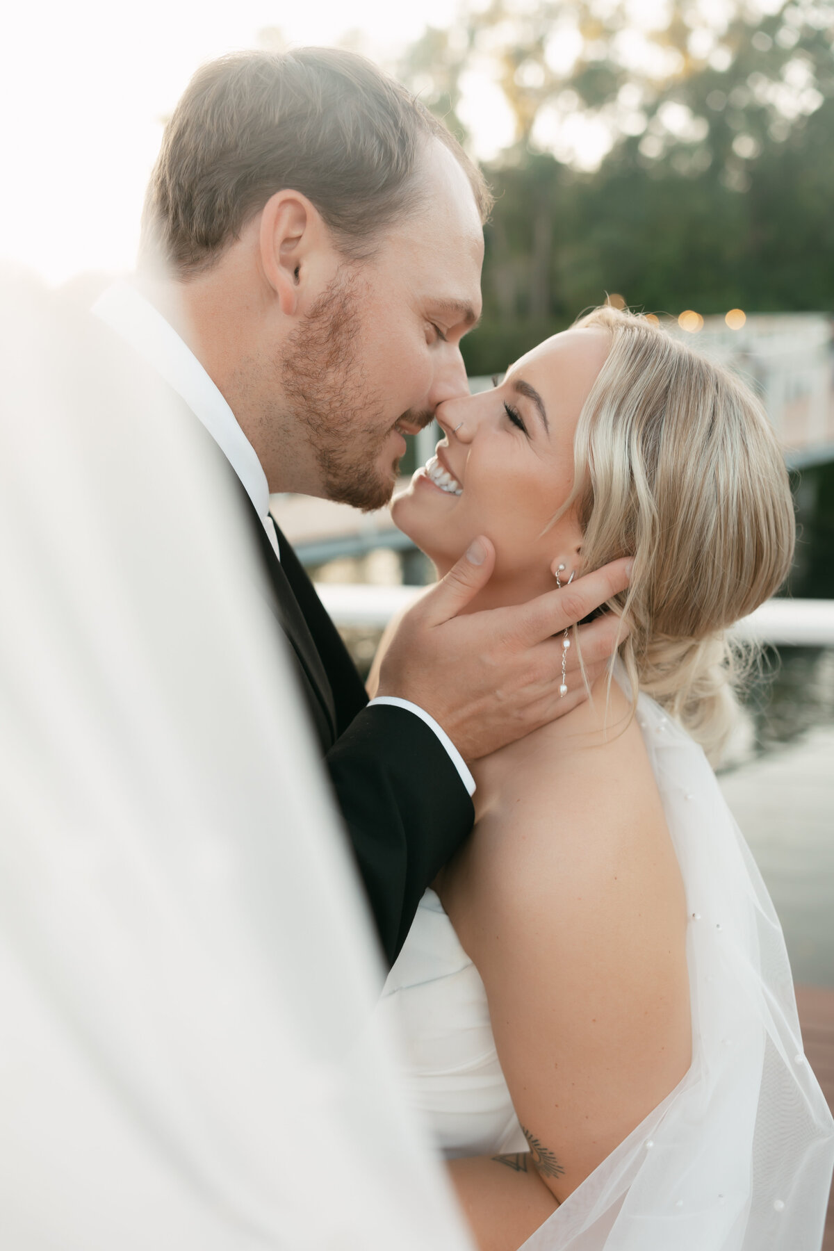 Minneapolis Wedding Photographer - Mikala Machemehl