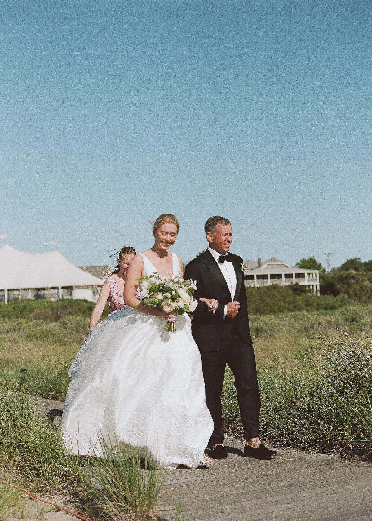June-Wauwinet-Toppers-Beach-Wedding-Film-065
