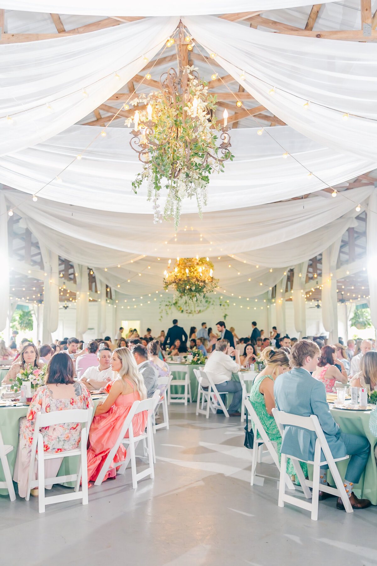 Sneak Peeks Creekside at Colliers End May Wedding | Lauren Elliott Photography | Emily & Kyle Anderson -136