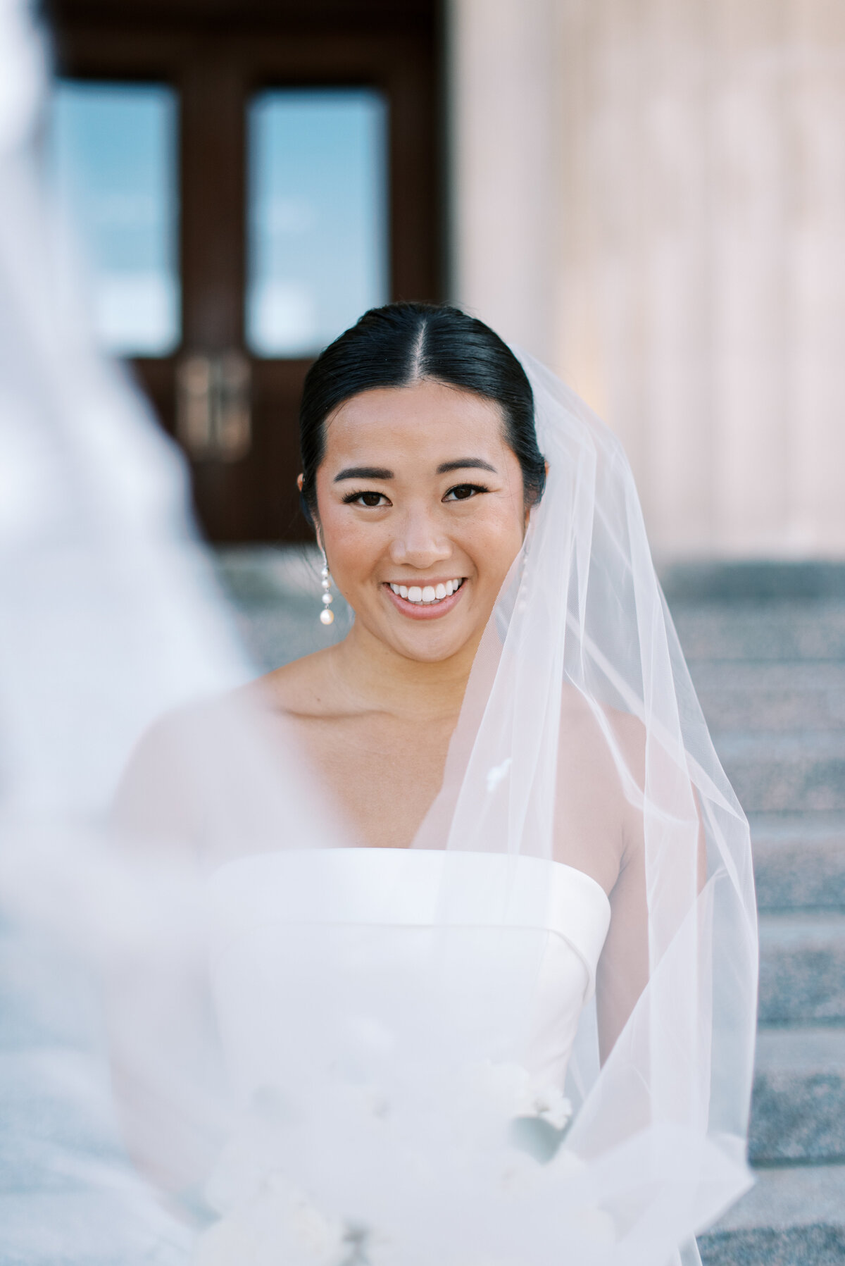 cassie-nichole-photography-cincinnati-ohio-wedding-photography-the-view-at-mt-adams-hannah-jeff-wedding-day-bride-and-groom-45