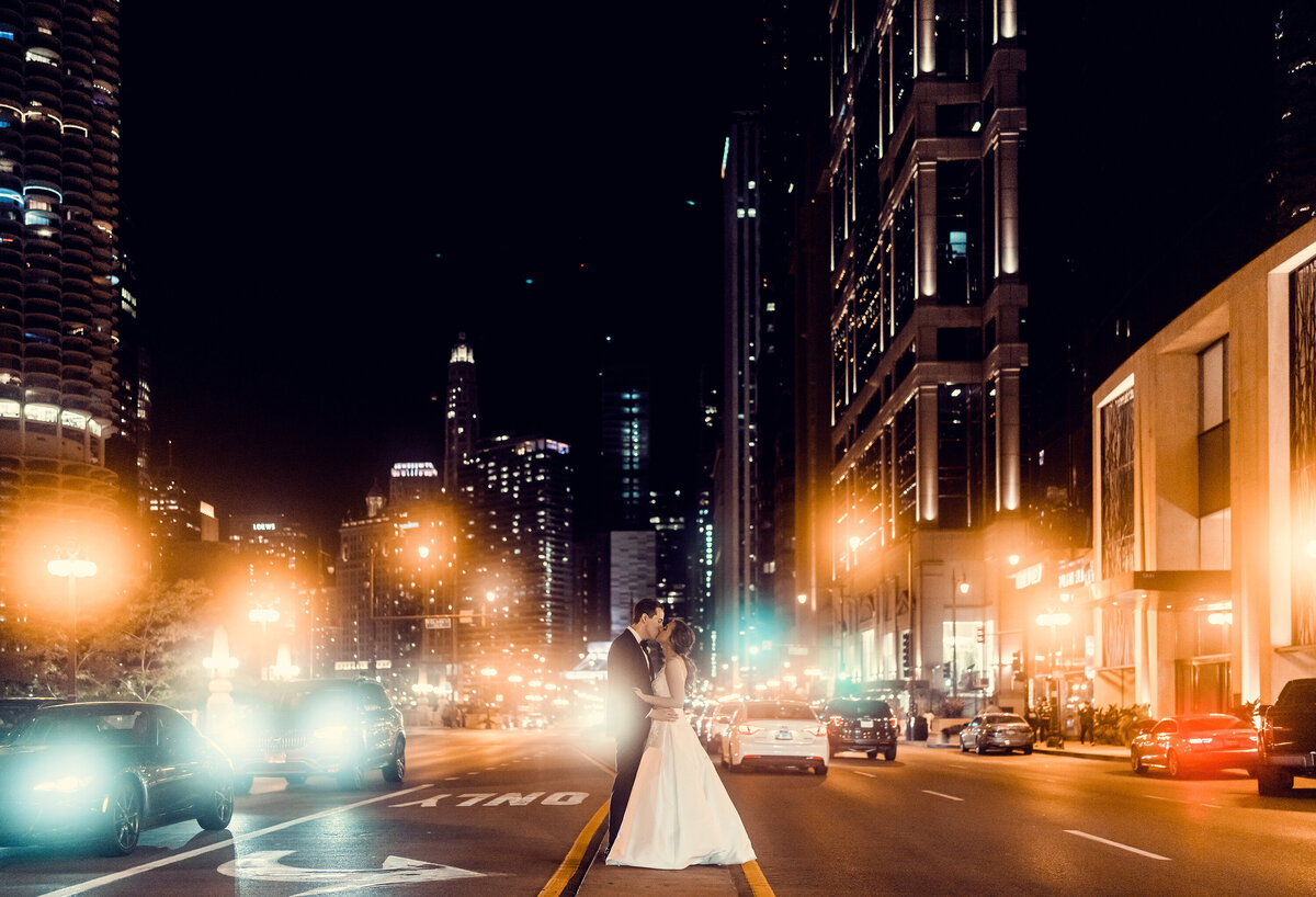 Chicago, IL Luxury Wedding Photographer