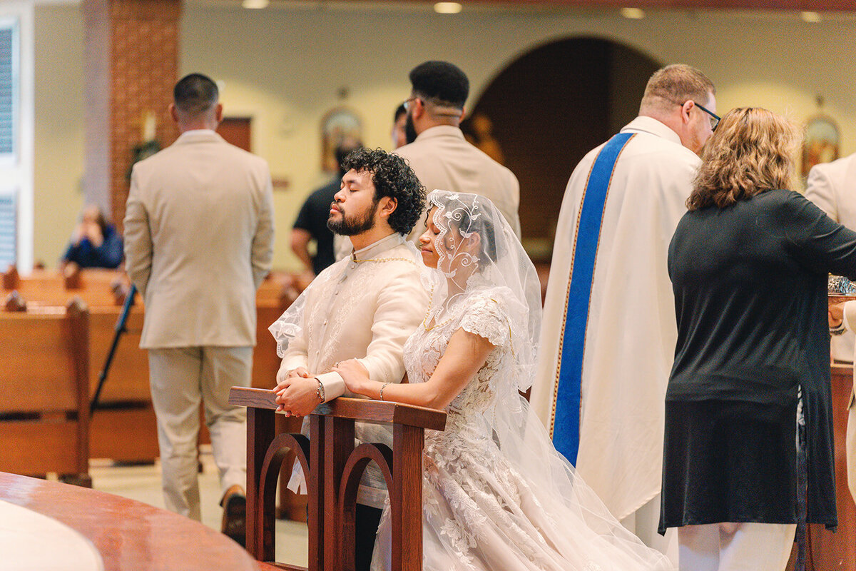 5 - Ceremony_Kara-Loryn-Photography-Manassas-Virginia-Go-Wedding-0579