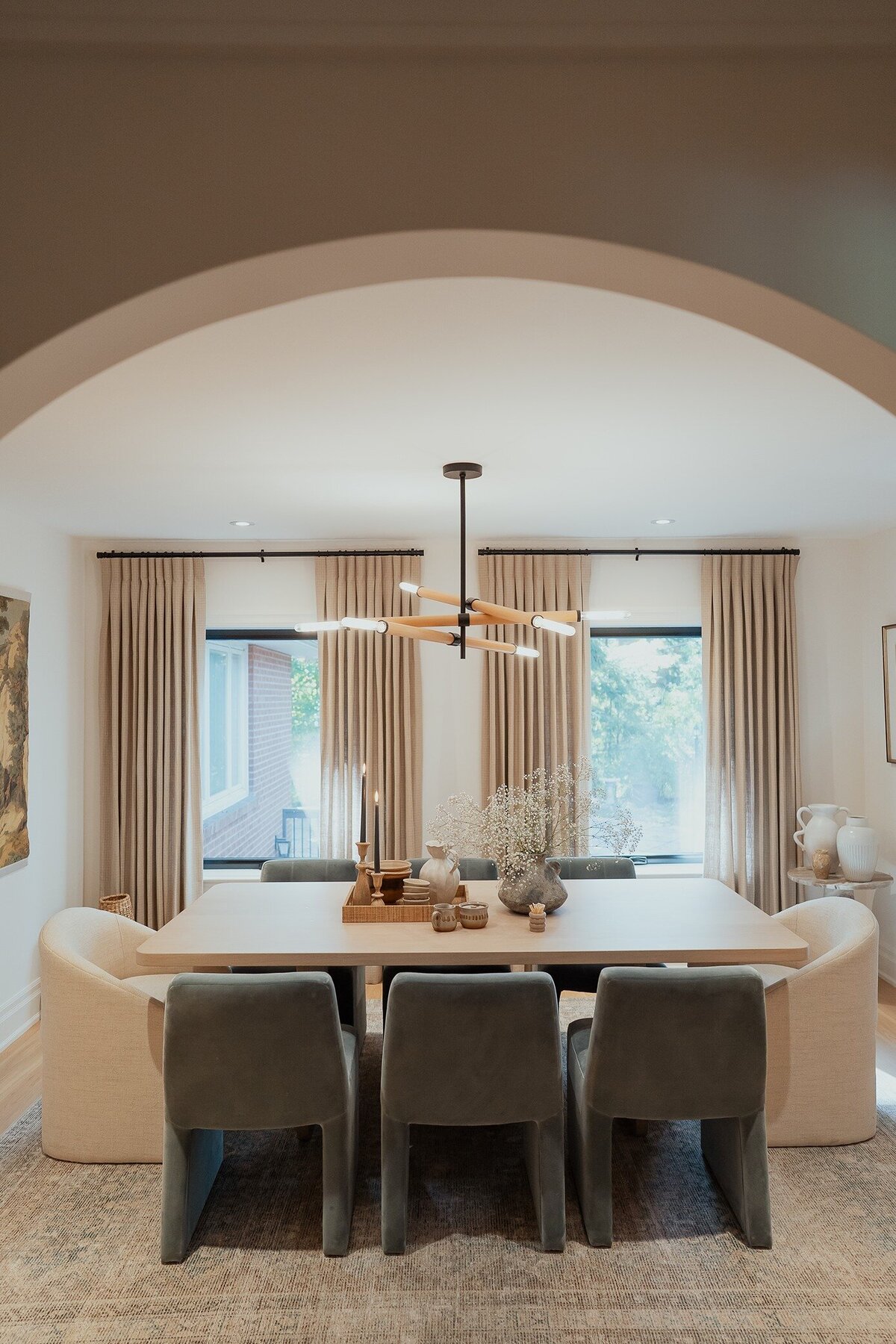Dining-Room-Interior-Designer-Ponder-Design