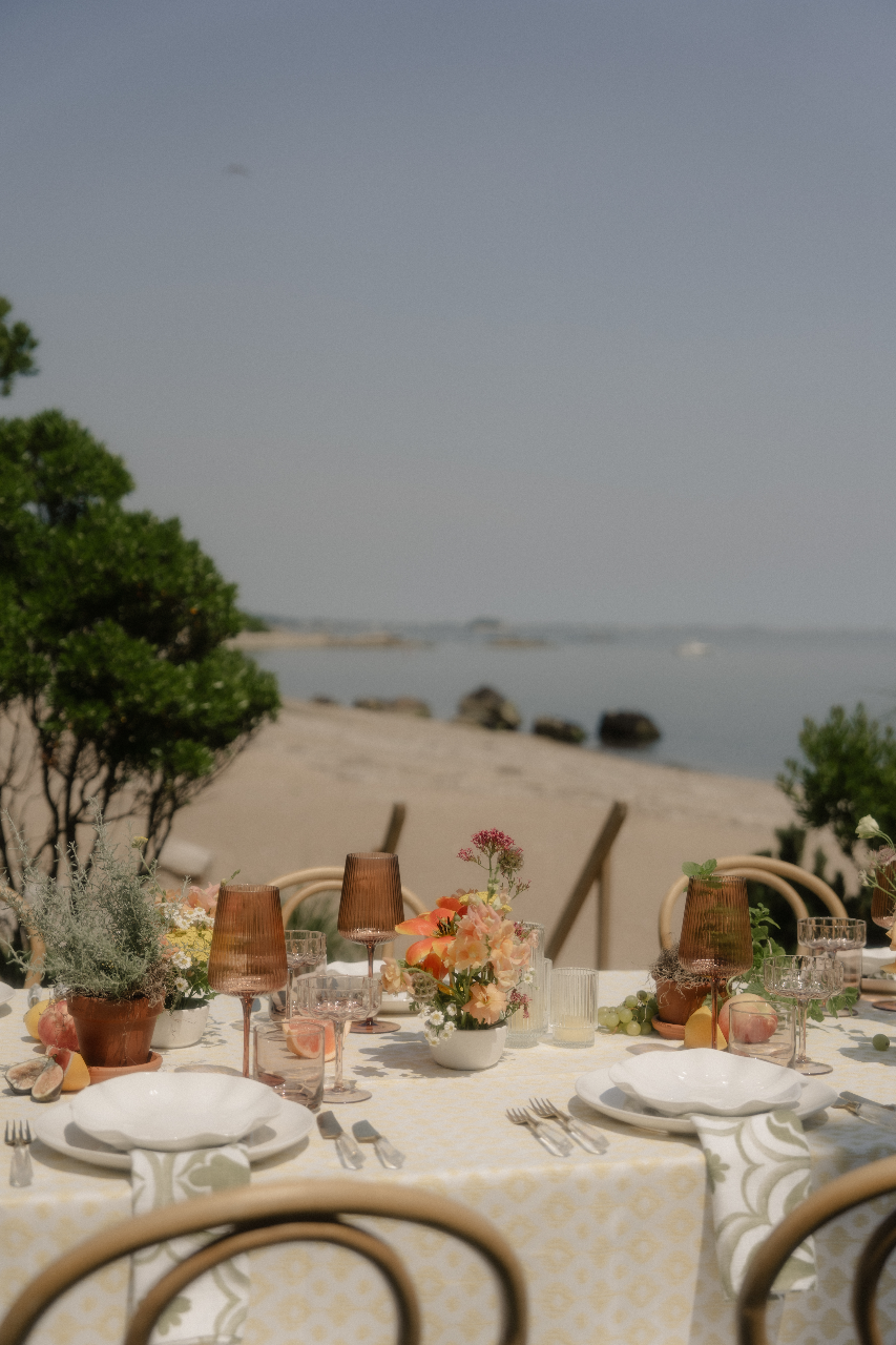 summer-beach-wedding-in-connecticut