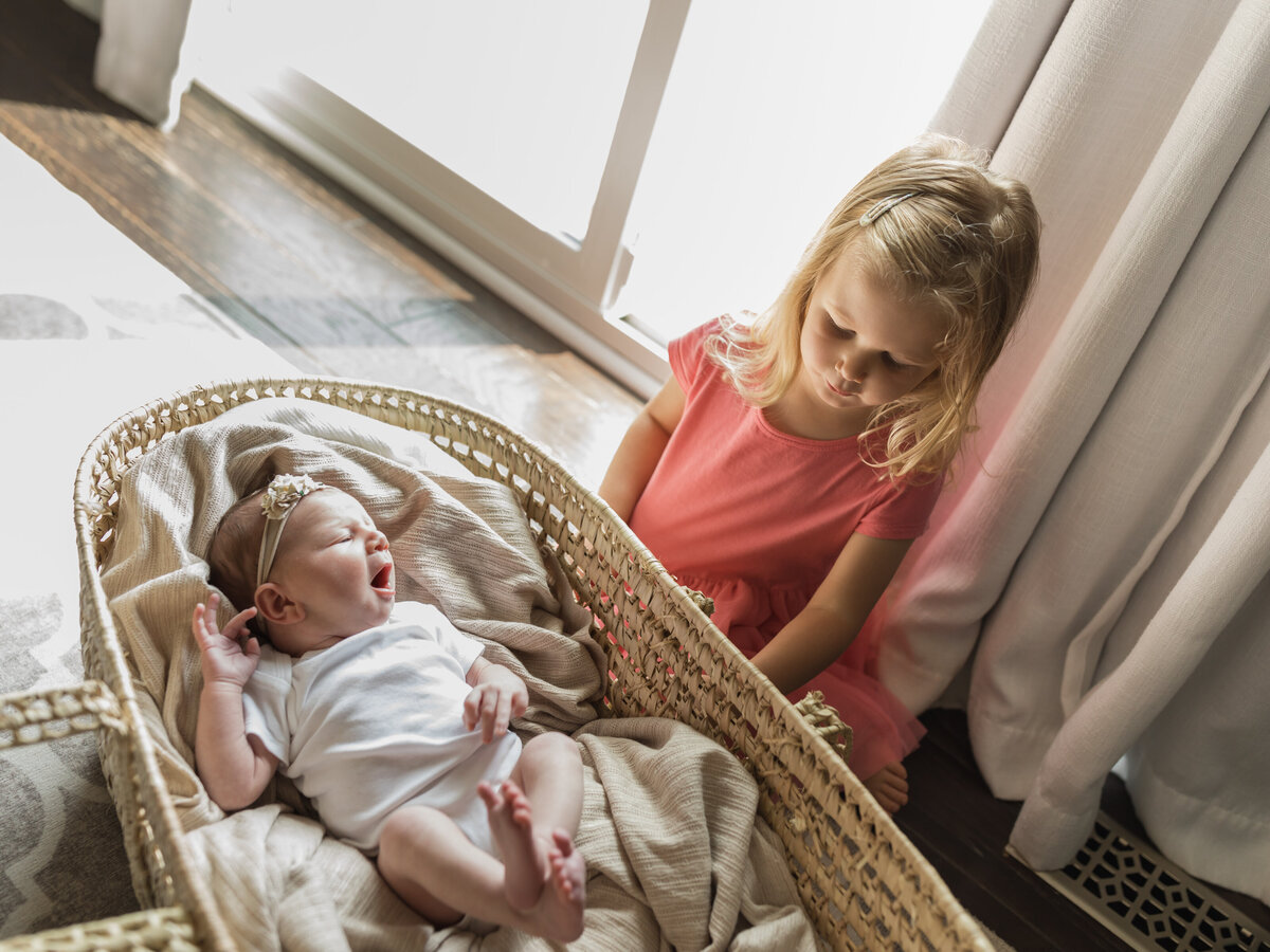 in-home-lifestyle-newborn-photography-84