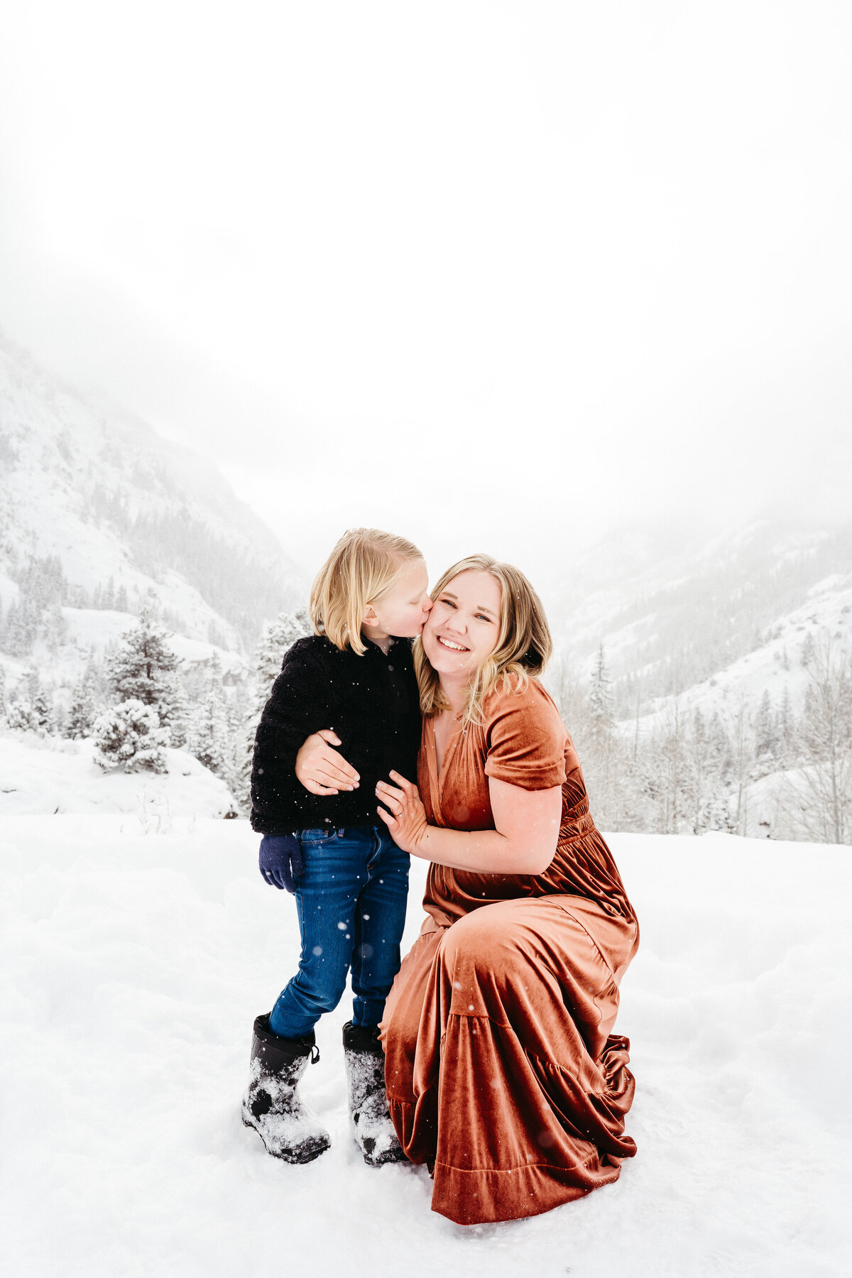 Sam-Murch-Photography-Ouray-Colorado-Winter-Family-Photography-95