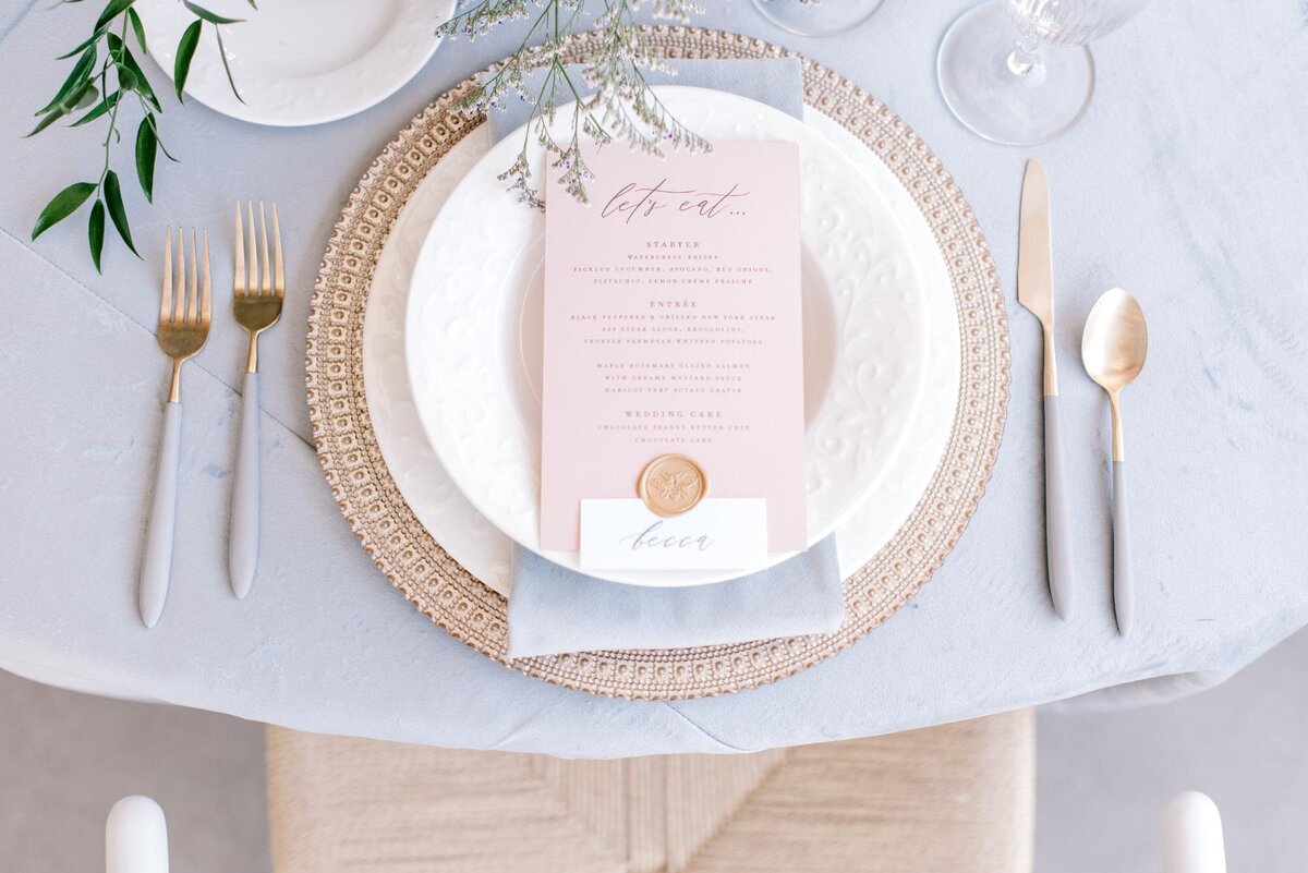 blush-wedding-menu-gold-wax-seal